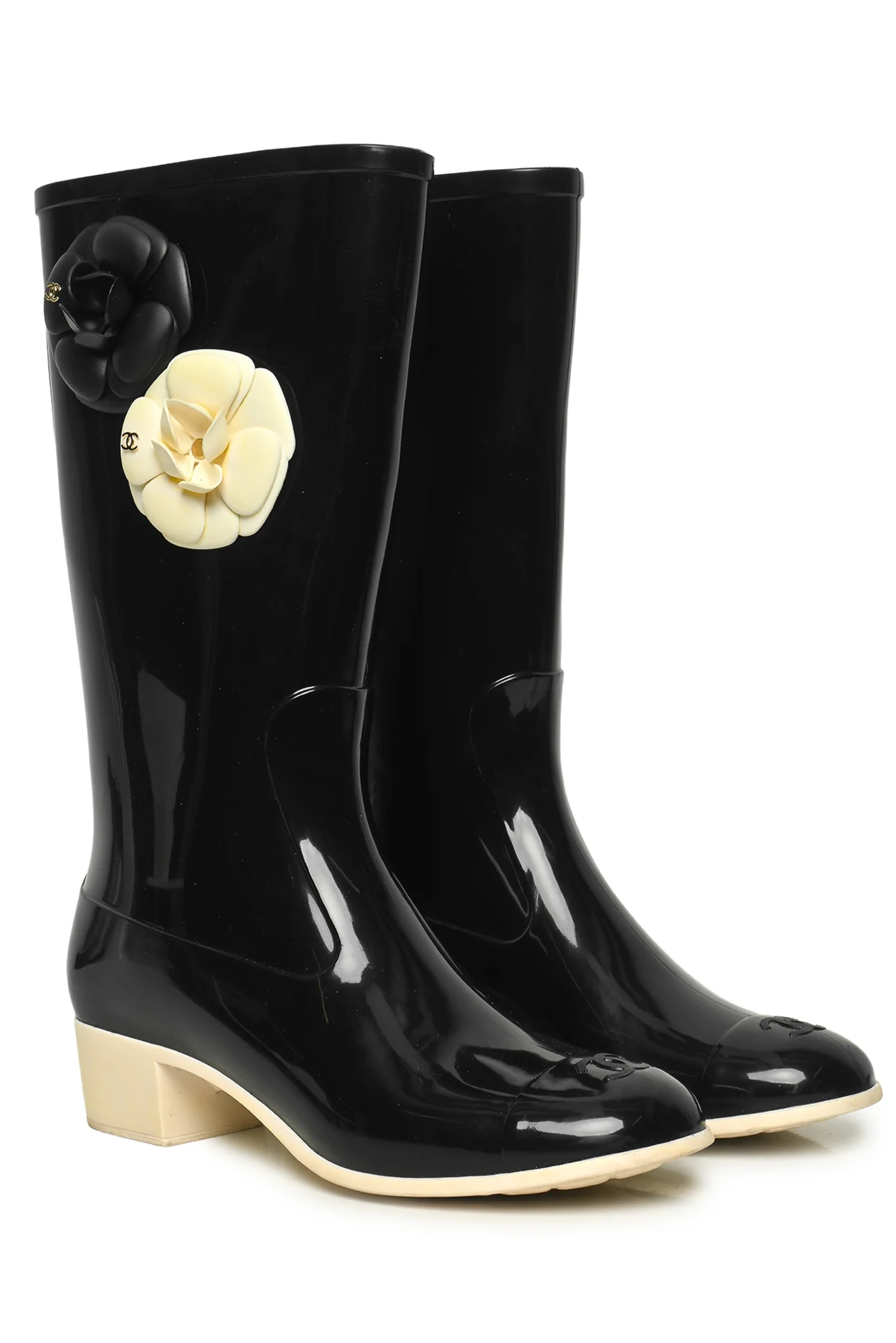 Chanel Size 38 Camelia Rain Boots - Image 2