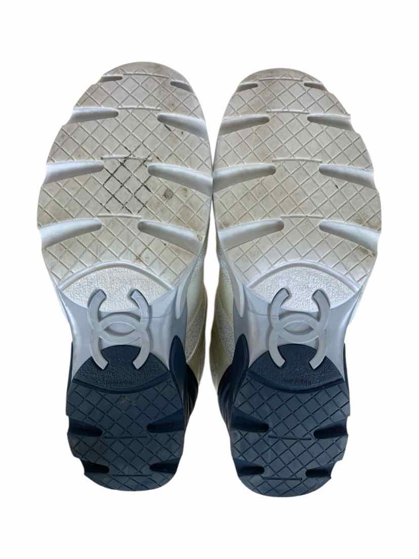 Chanel Size 38 Iridescent Terry Cloth PVC Calfskin Sneaker - Image 5