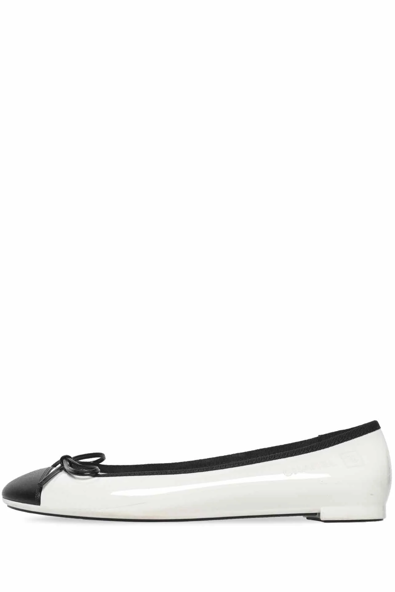 Chanel Size 38 Rubber & Leather CC Cap Ballet Flats - Image 3