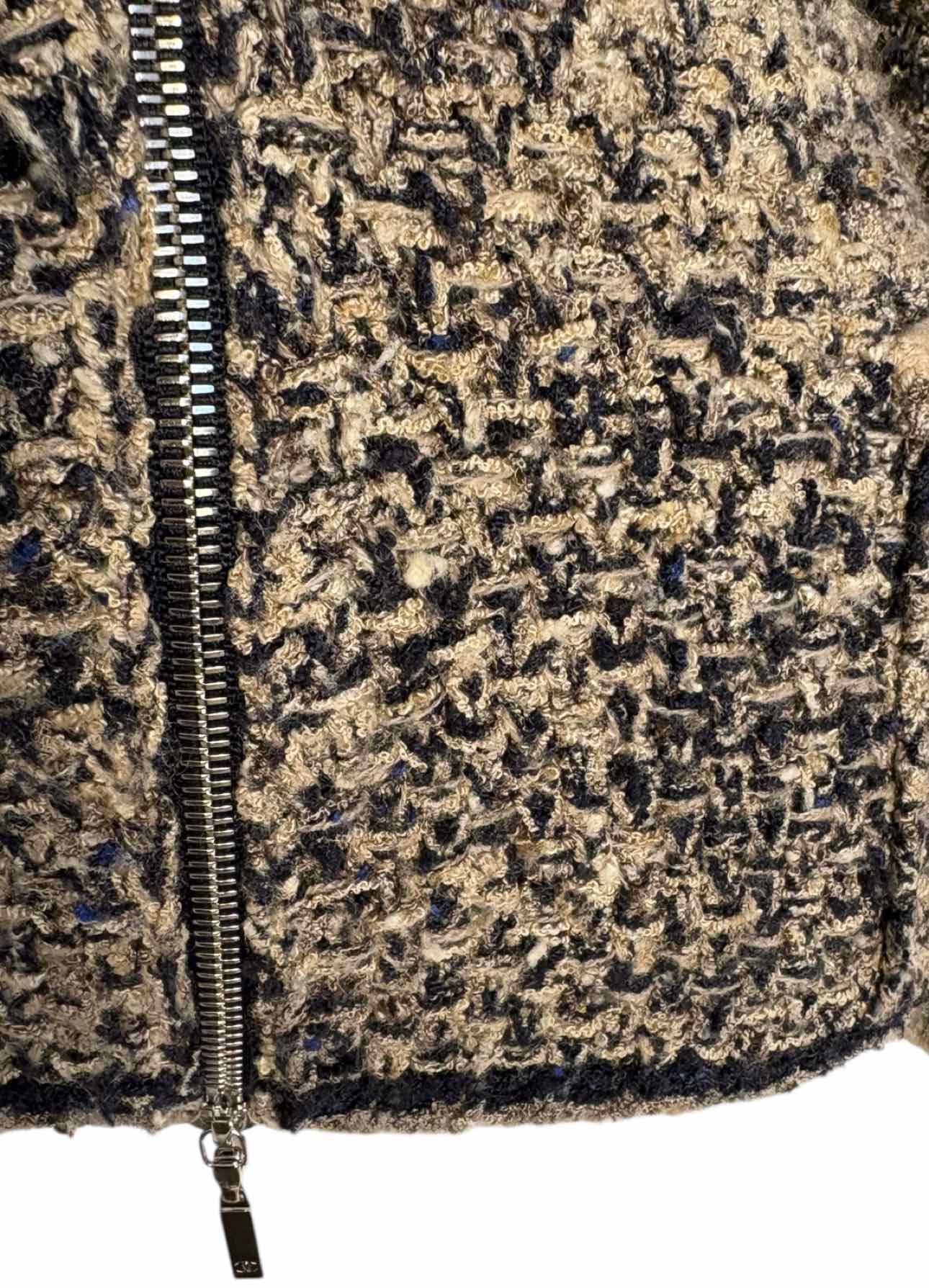 Chanel Size 38 Silk Blend  Knit Asymmetrical Zipper Cardigan - Image 5