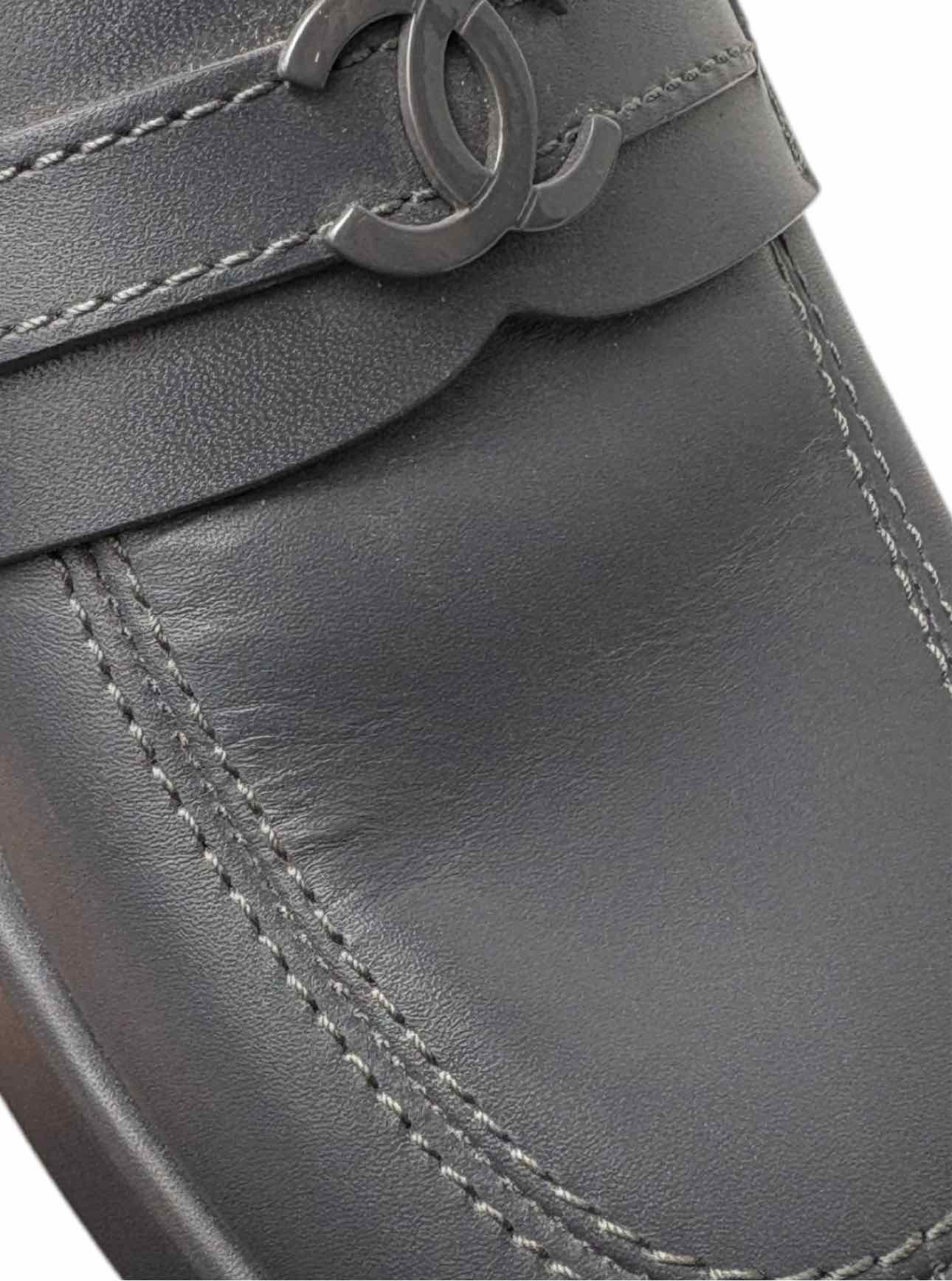 Chanel Size 39.5 Leather Platform CC Logo Loafers - Image 14