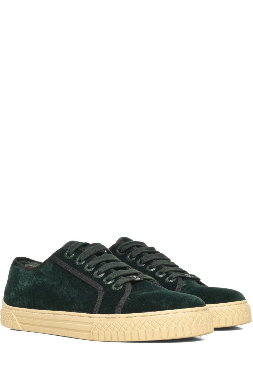 Chanel Size 39 Interlocking Logo Velvet Sneakers - Image 2