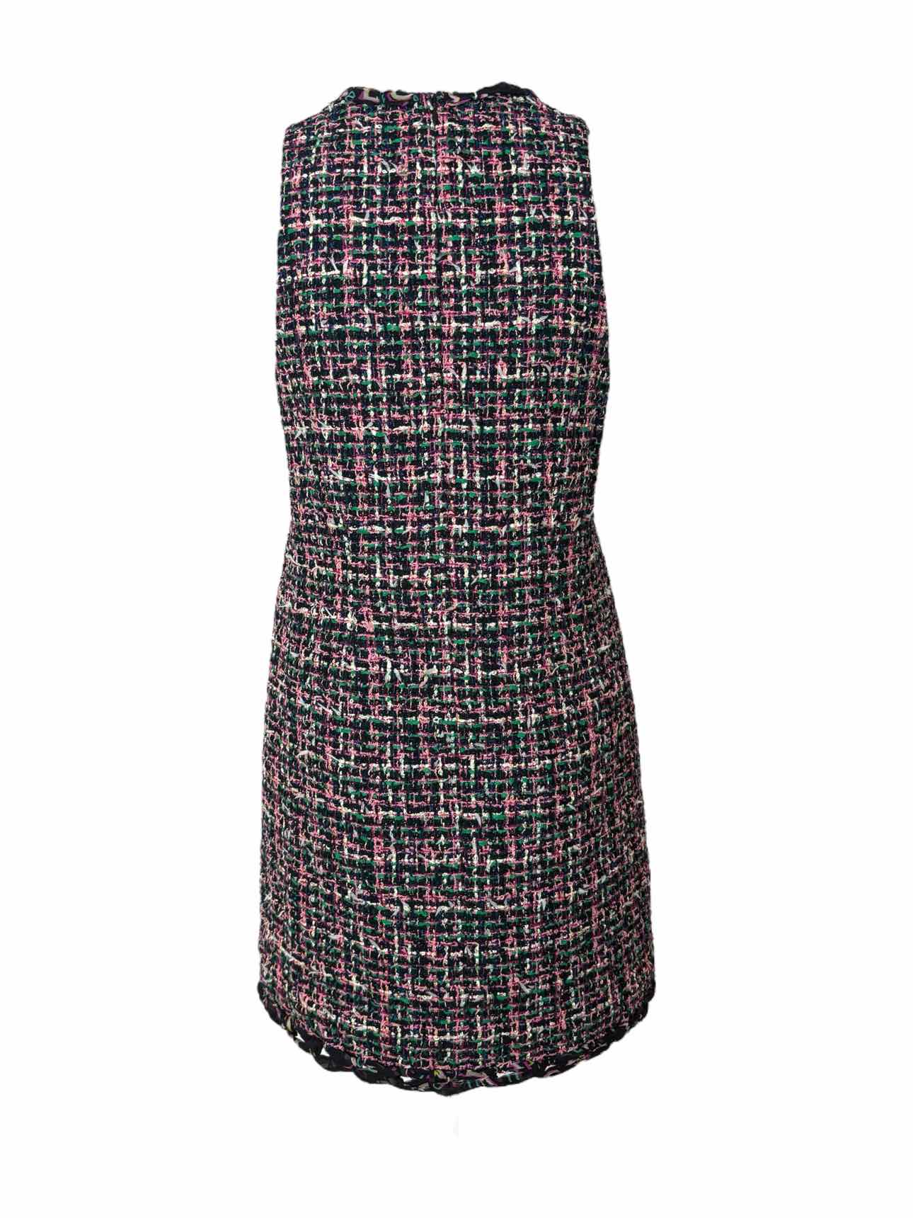 Chanel Size 40 Dress - Image 2