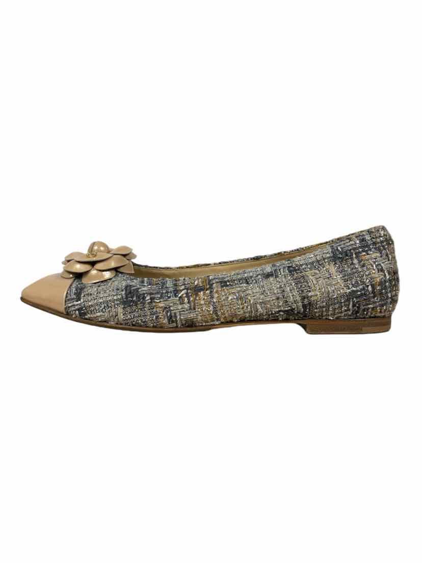 Chanel Size 40 Flats - Image 3