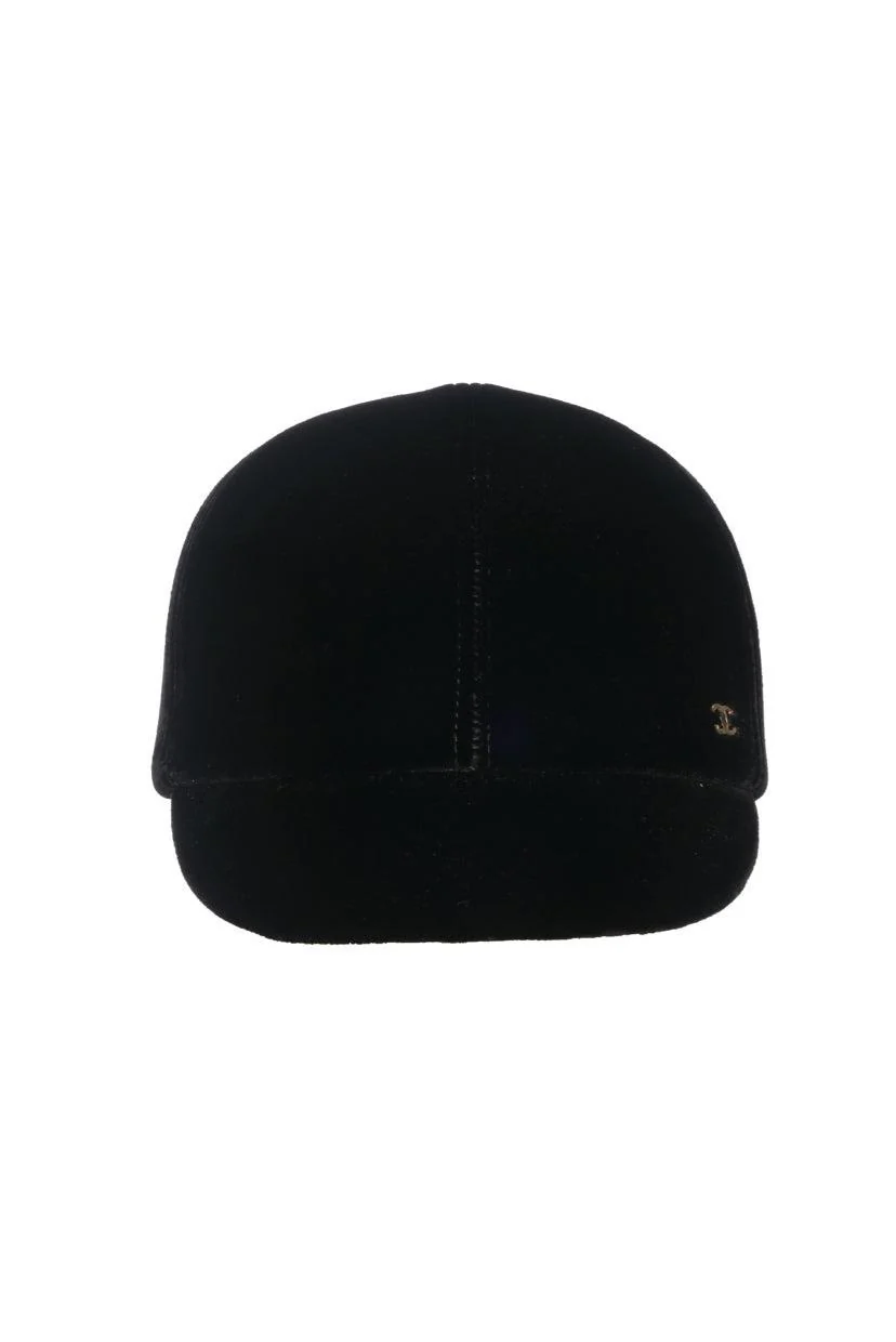 Chanel Size S Velvet CC Riding Cap - Image 2