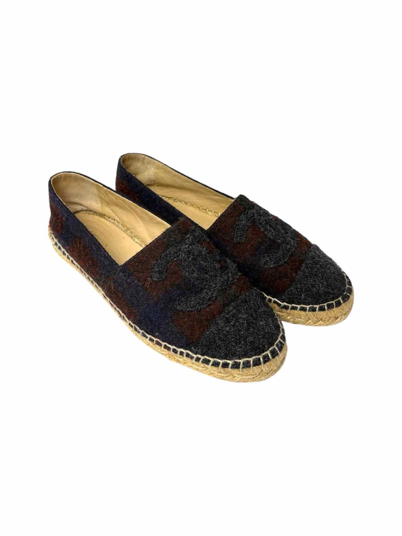 Chanel Wool Logo Espadrilles Size 37 Flats - Image 2