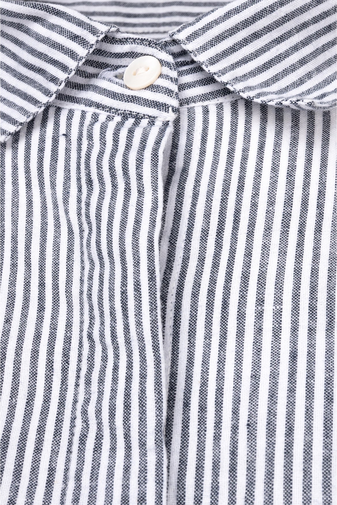Cloth & Co Size 1 Blouse & Short Set - Image 5