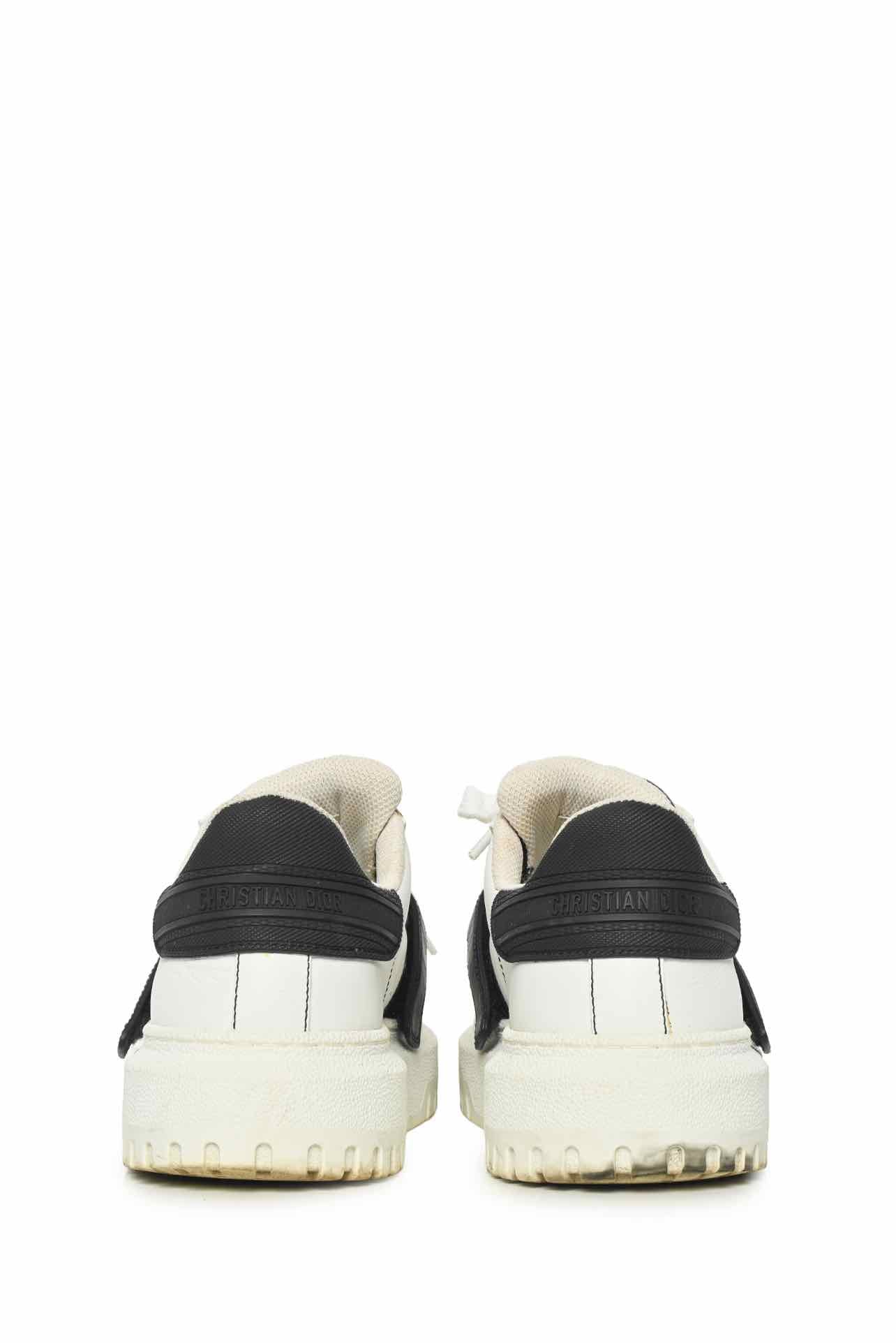 Dior Size 35 ID Sneaker - Image 4