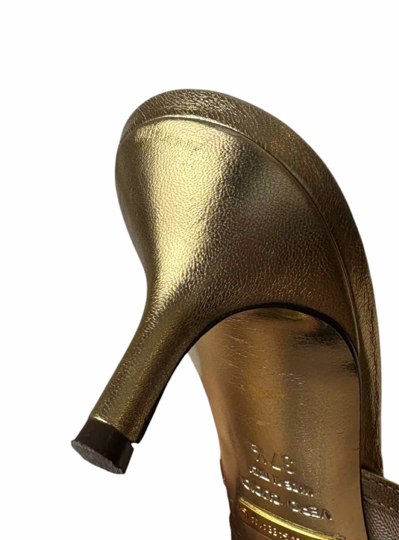Dolce & Gabbana Size 37.5 Metallic Gold Leather Mules - Image 13