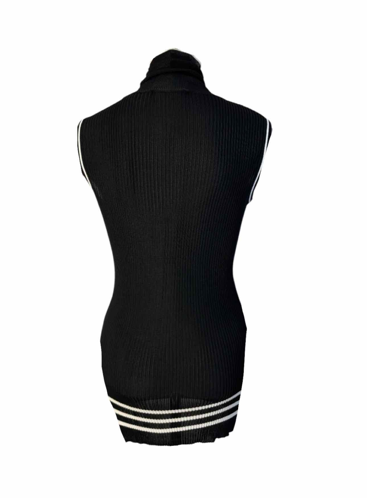 Dolce & Gabbana Size 44 Sleeveless Ribbed Sweater Set - Image 2