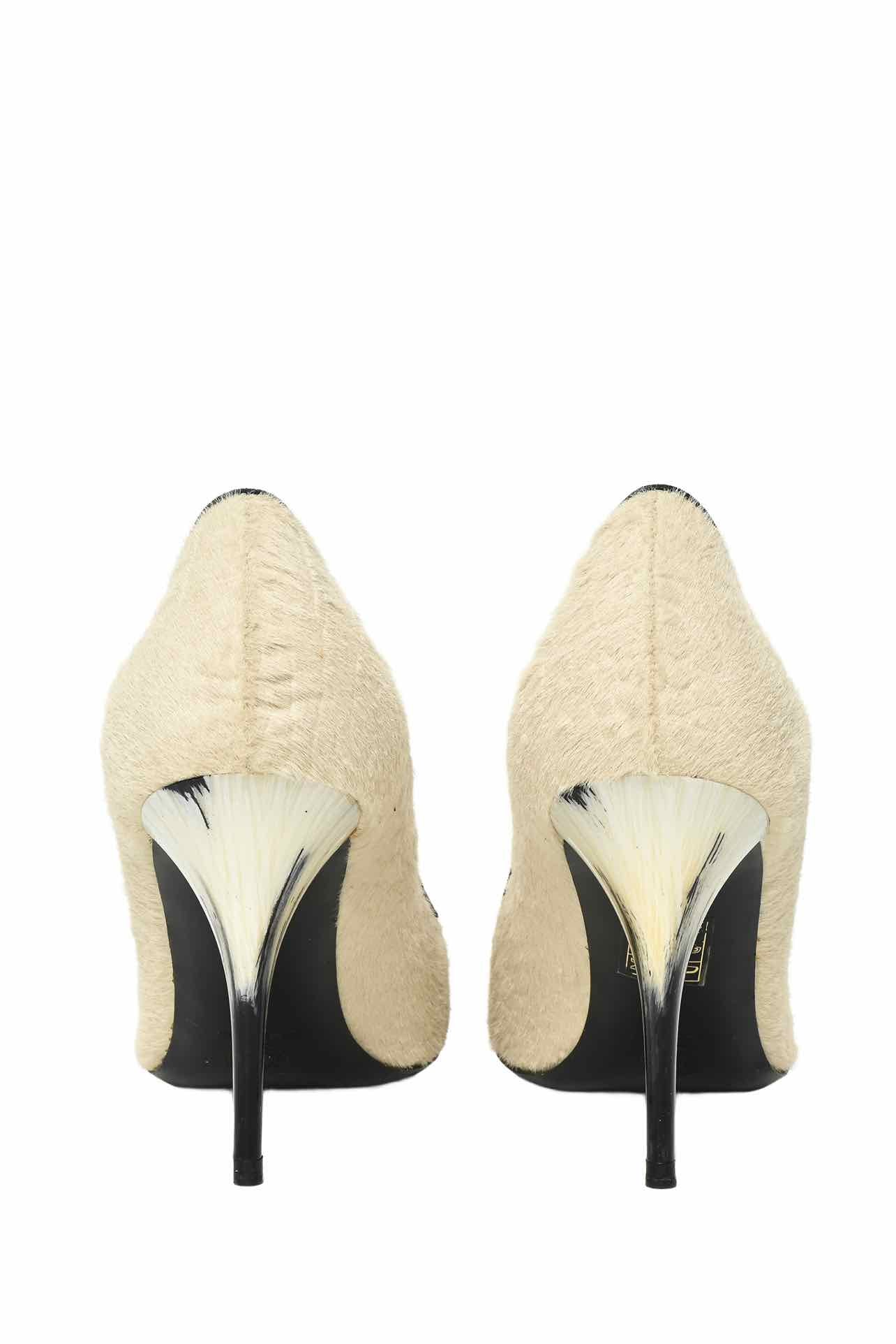 Dries Van Noten Size 37 Fur Pumps - Image 4