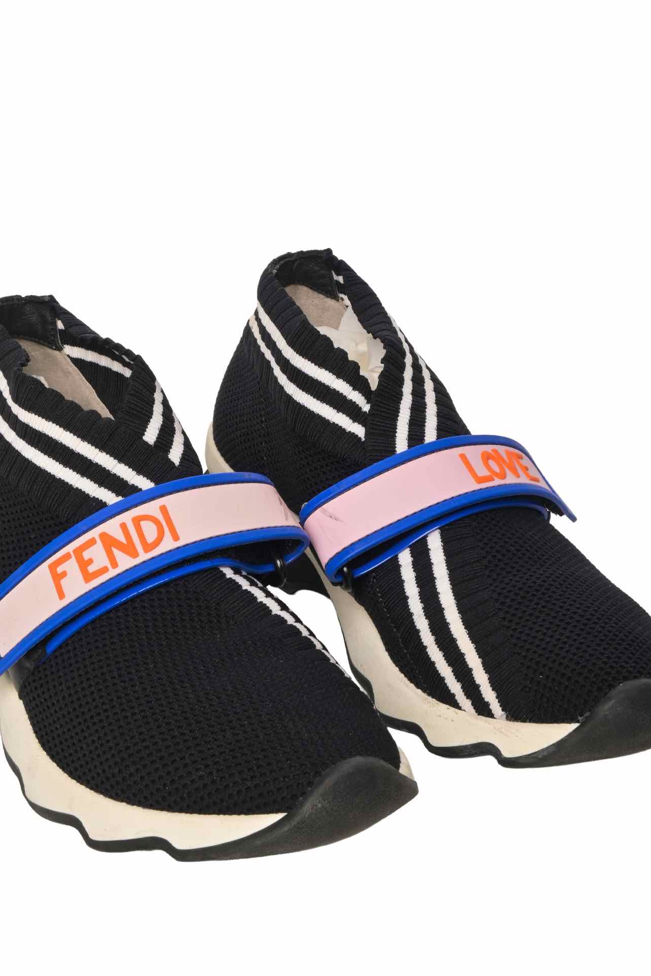 Fendi Size 37 "Fendi Love" Rockoko Sneaker - Image 4