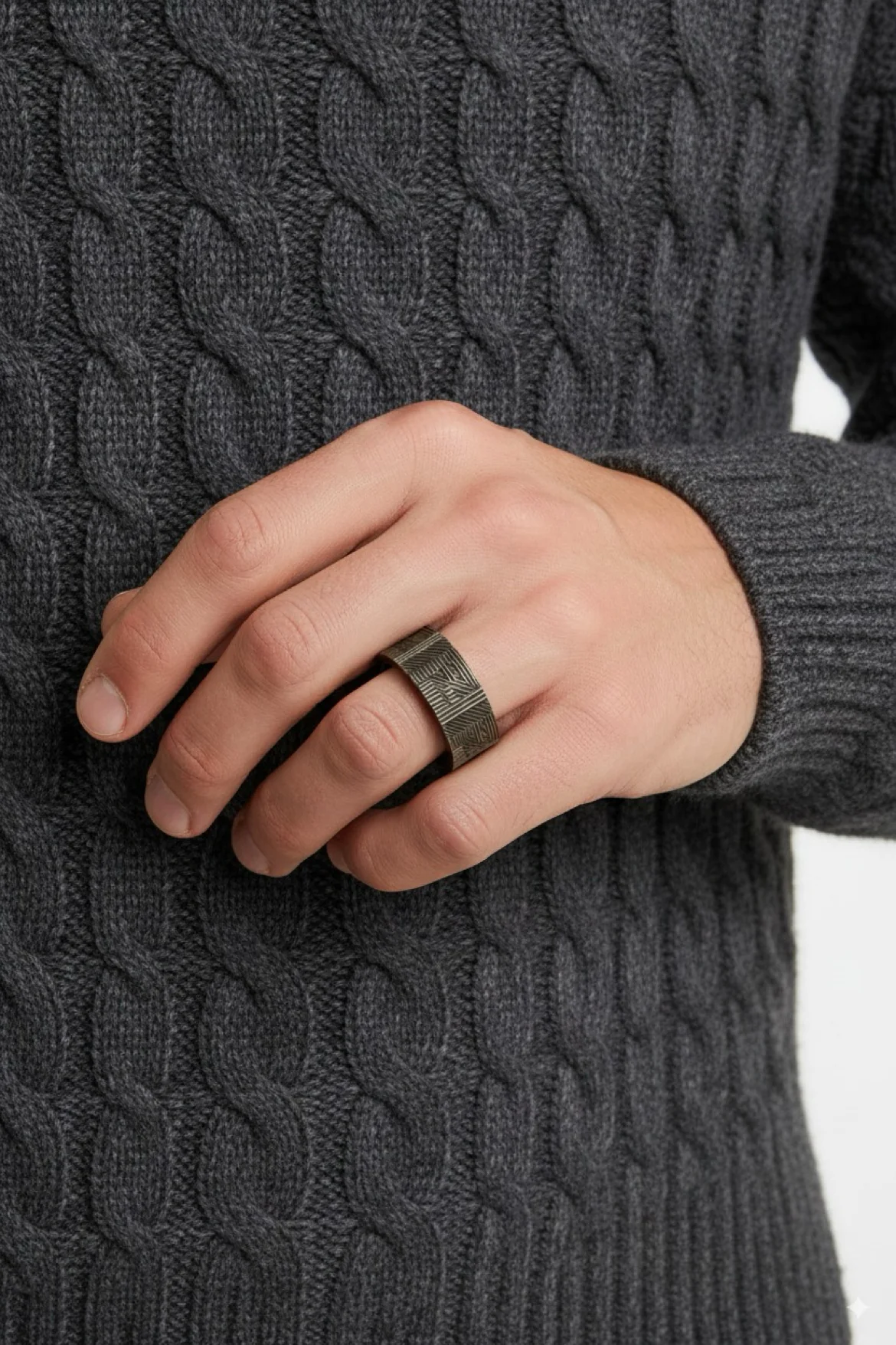 Fendi Size M (9.5) Men's FF Ring - Image 3