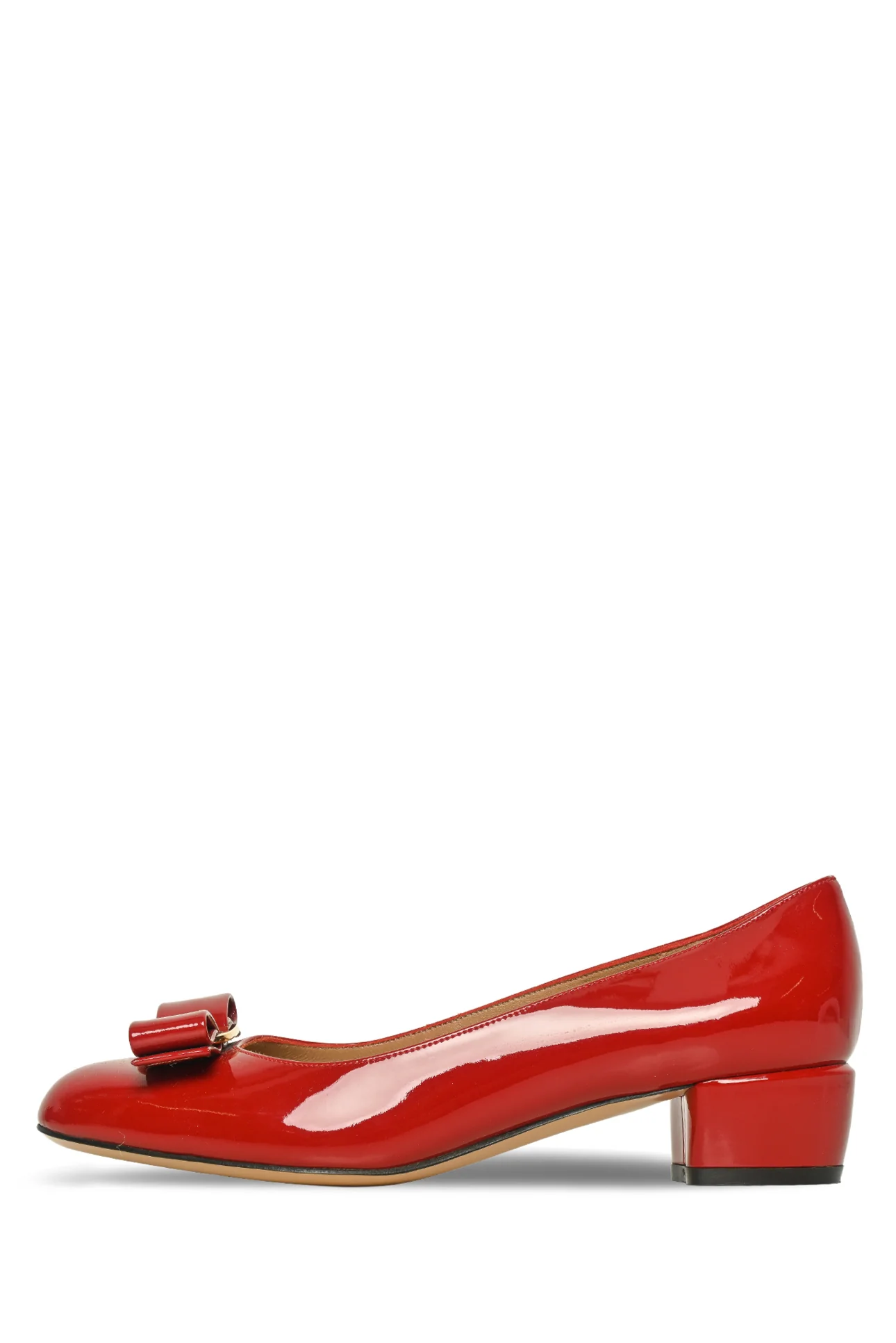 Ferragamo Size 5 Vara Bow Pumps - Image 3