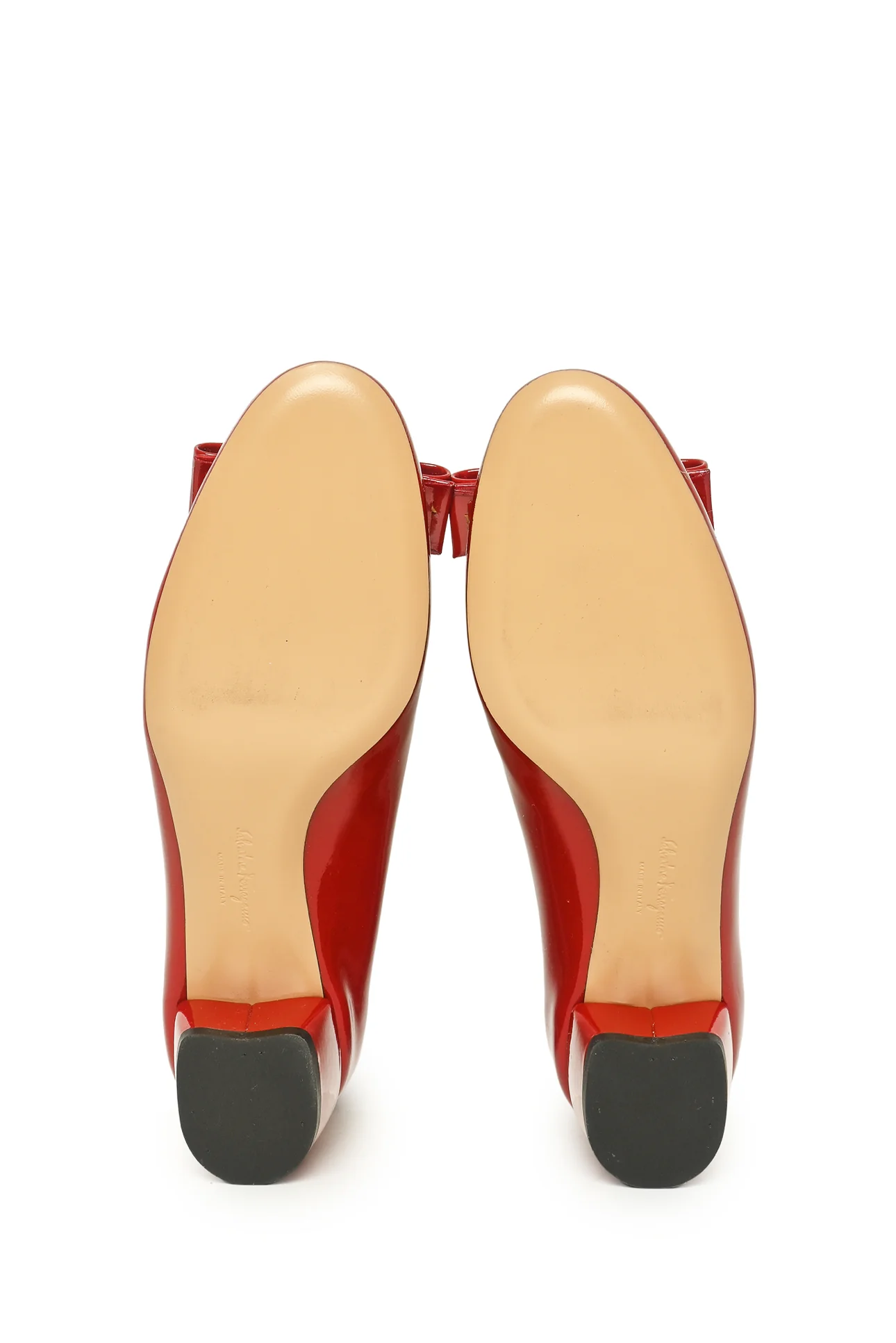 Ferragamo Size 5 Vara Bow Pumps - Image 7