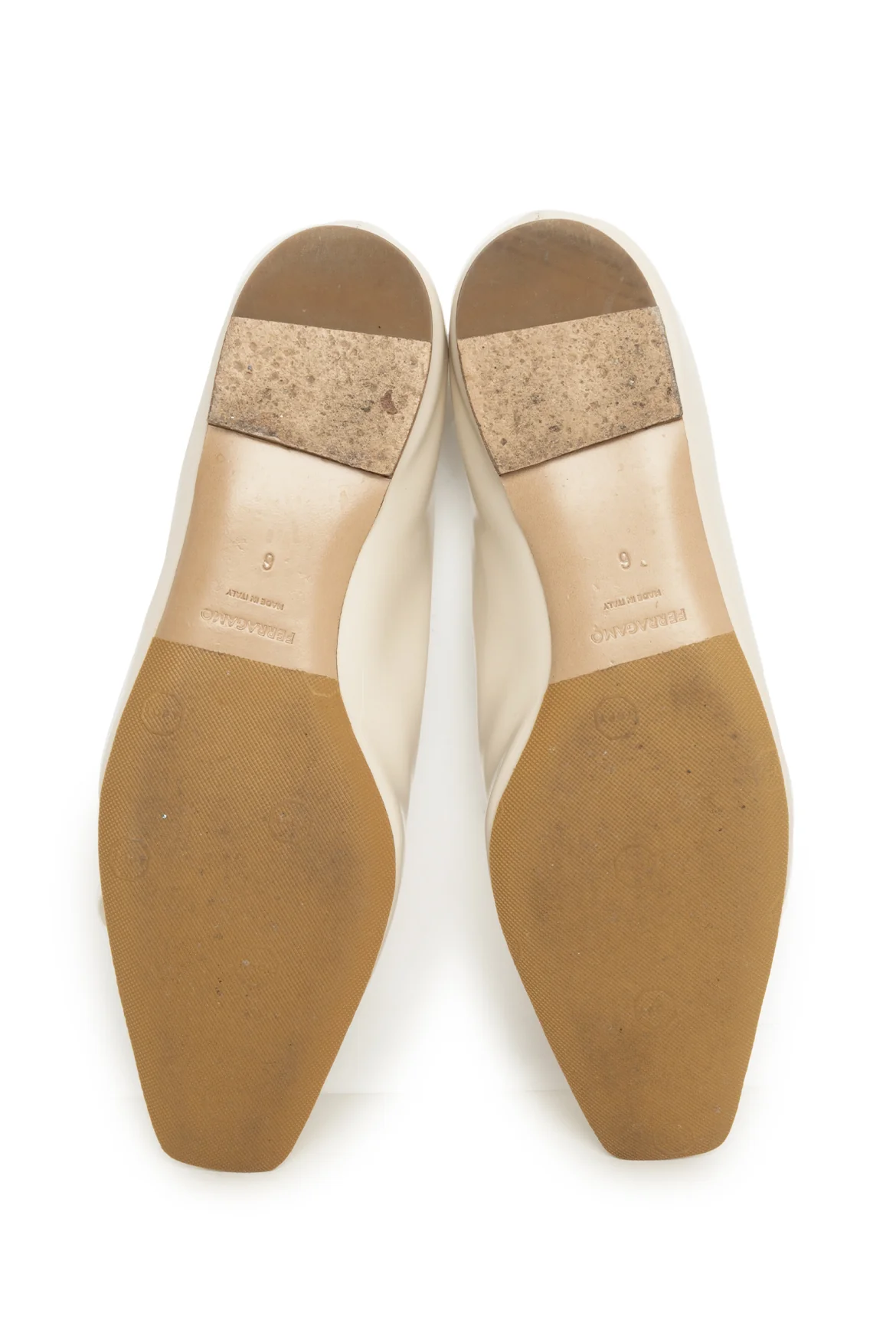 Ferragamo Size 6 Annie Ballerina Flats - Image 5