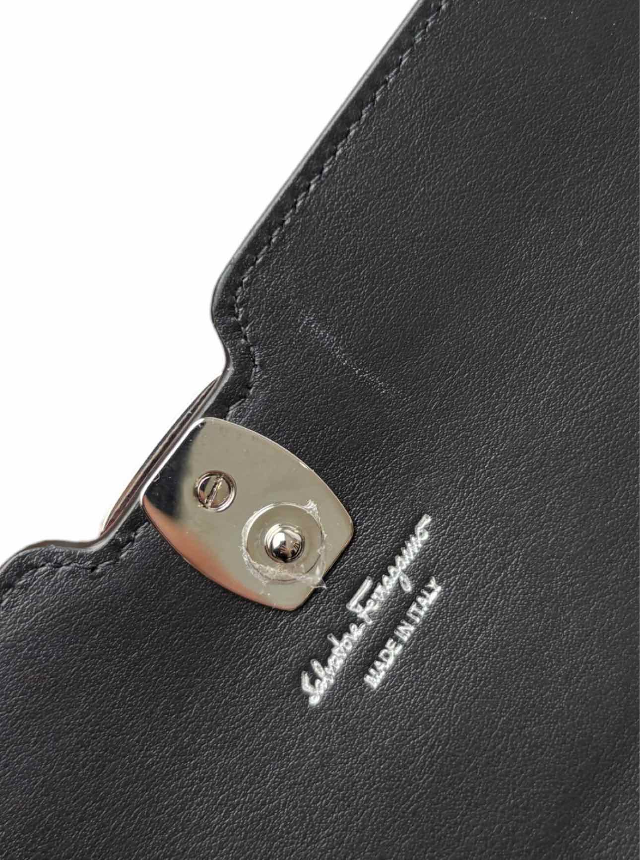 Ferragamo Wallet - Image 7