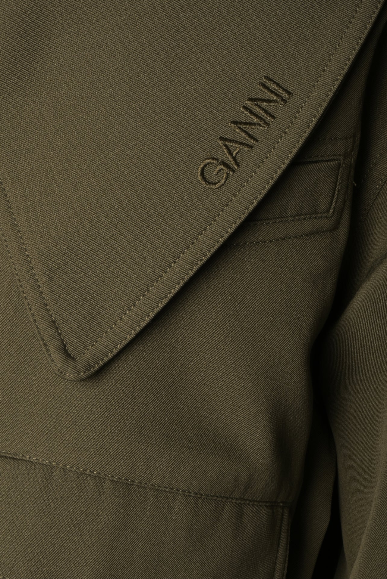 Ganni Size 6 Heavy Twill Wide Collar Short Jacket - Image 3