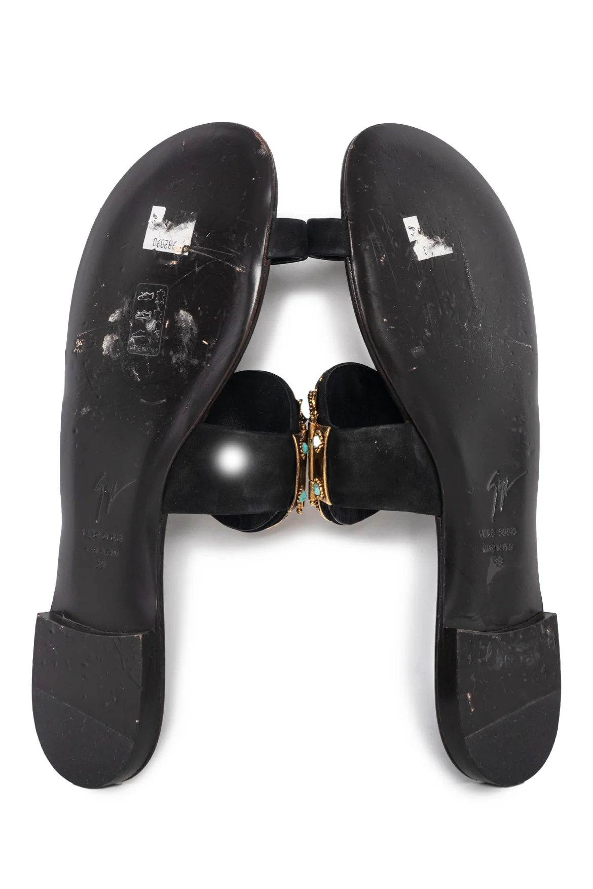 Giuseppe Zanotti Size 38 Suede Relief-Face Flat Sandals - Image 5