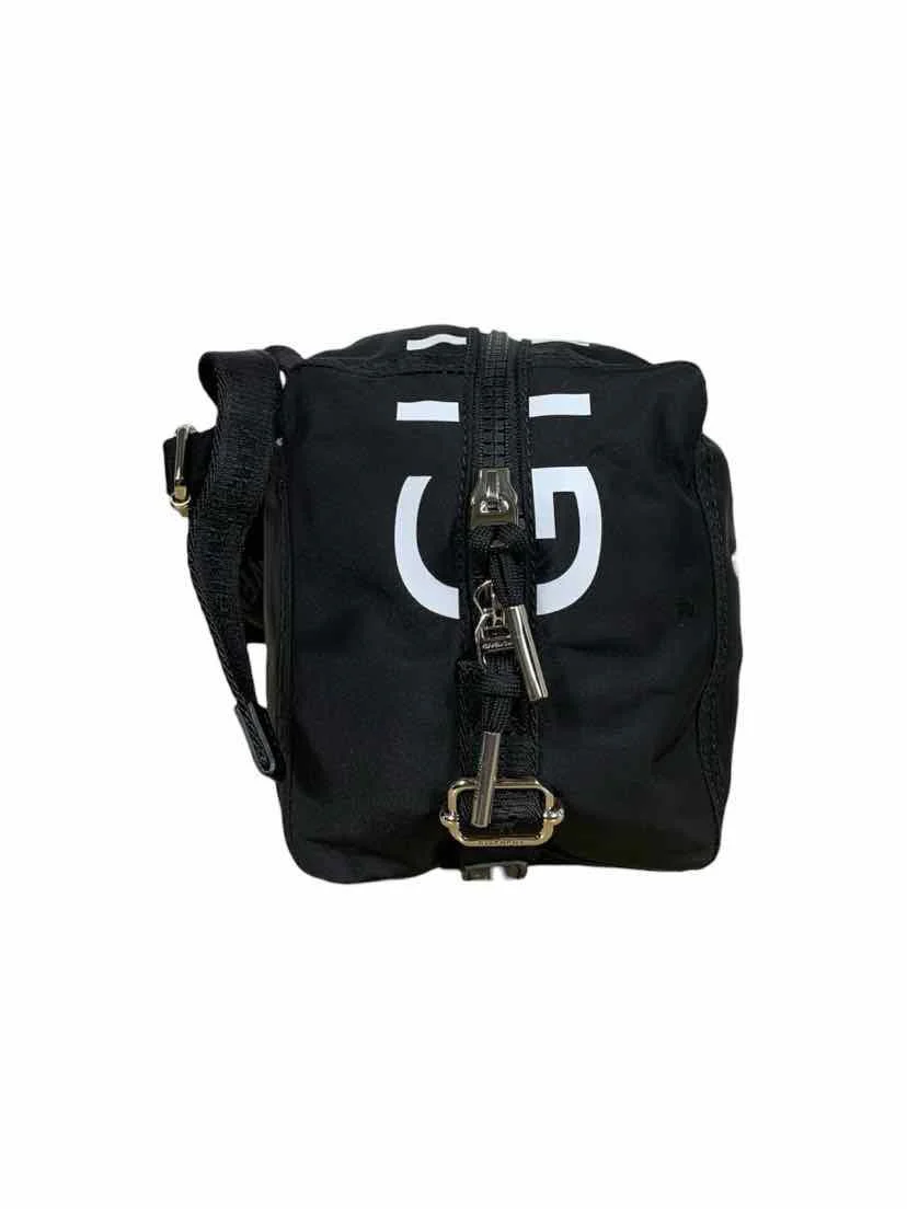 Givenchy Crossbody - Image 3