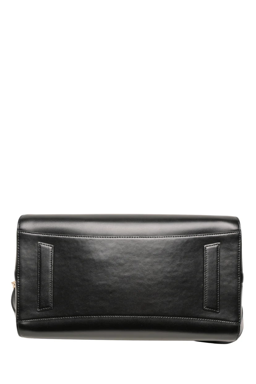 Givenchy Medium Box Leather Antigona Tote - Image 4