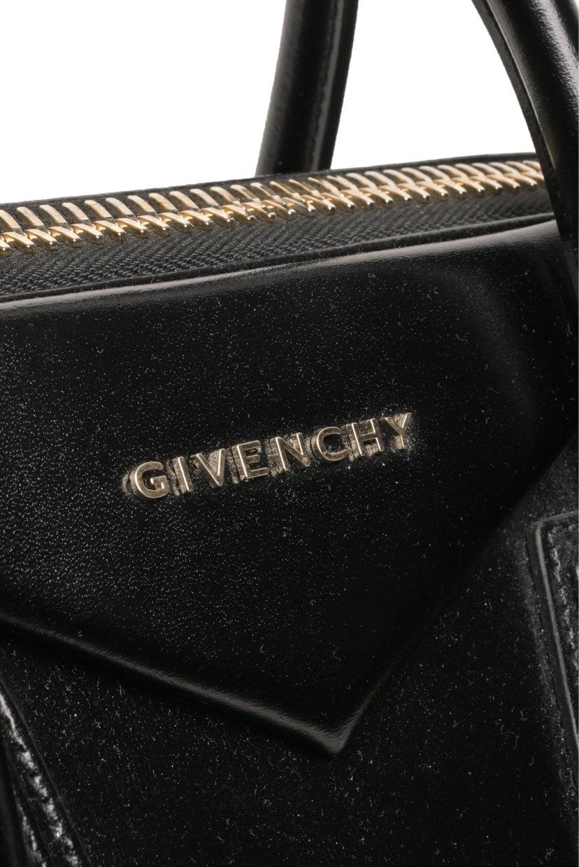 Givenchy Medium Box Leather Antigona Tote - Image 5