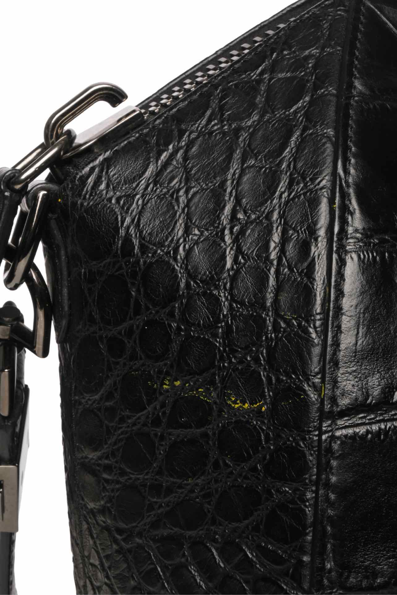 Givenchy Medium Croc Embossed Leather Antigona Tote - Image 6