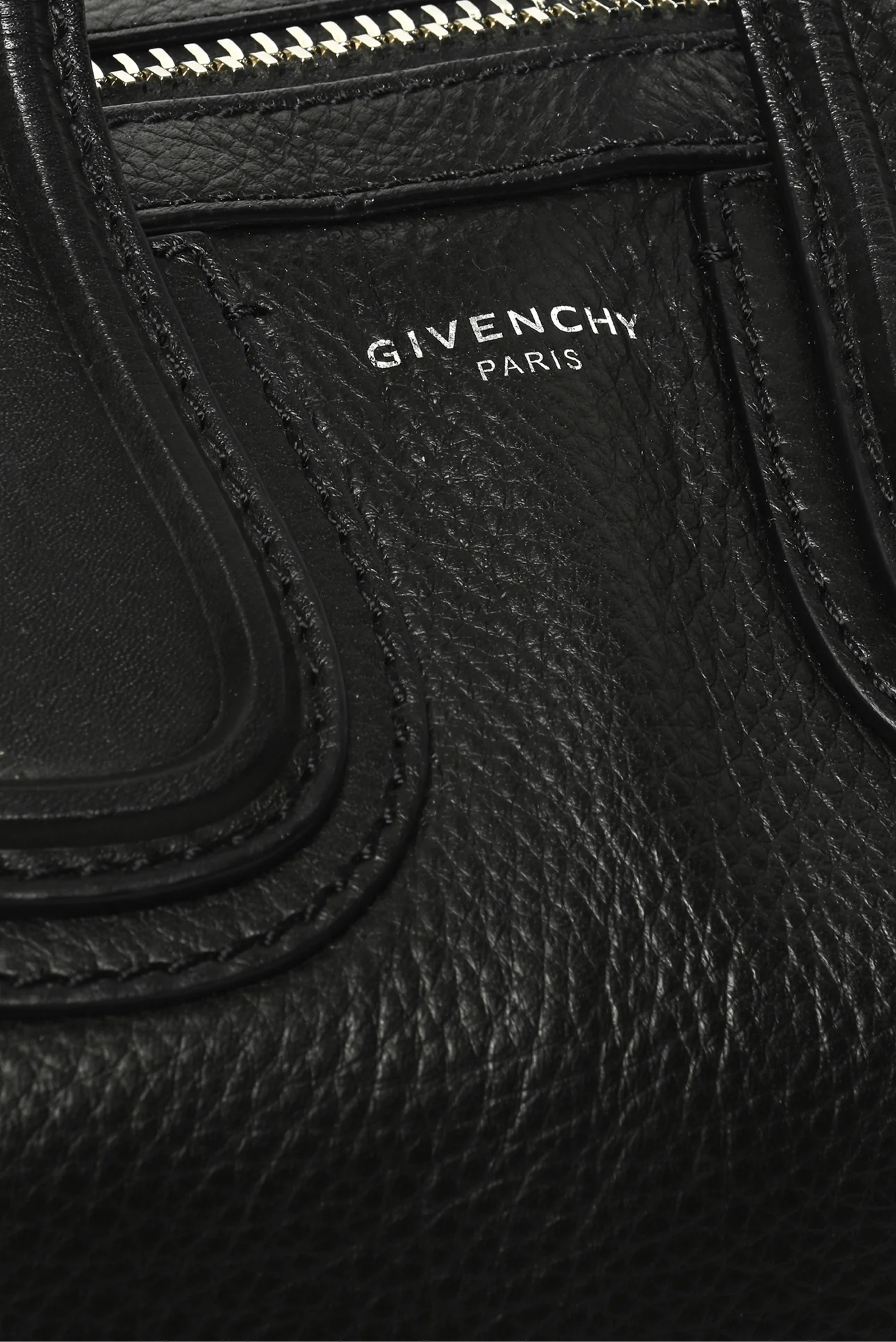 Givenchy Nightingale Grained Leather Bag - Image 6