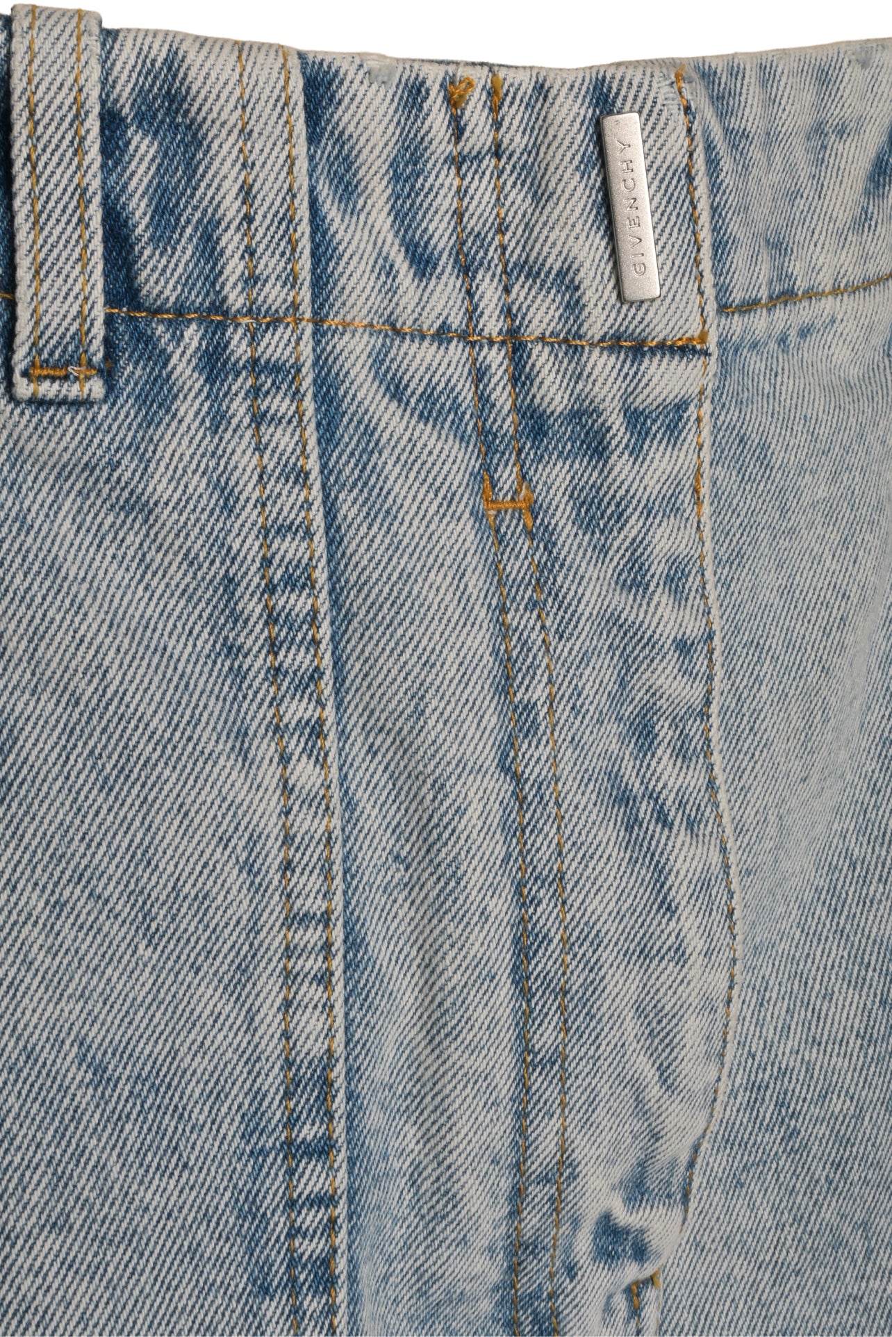 Givenchy Size 28 Men's Distressed Cargo Style Denim Shorts - Image 3