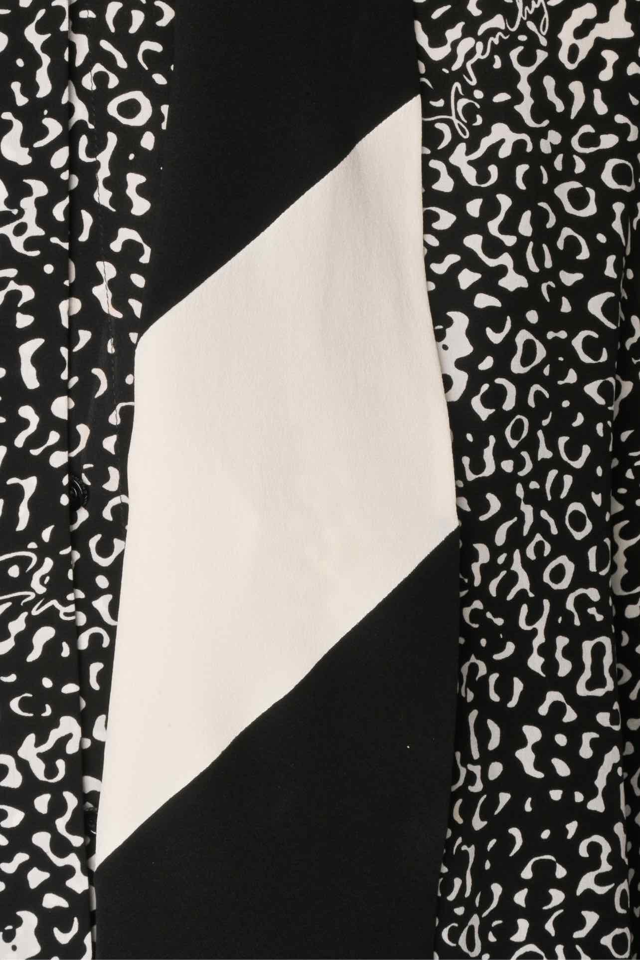 Givenchy Size 38 Printed Silk Blouse - Image 3