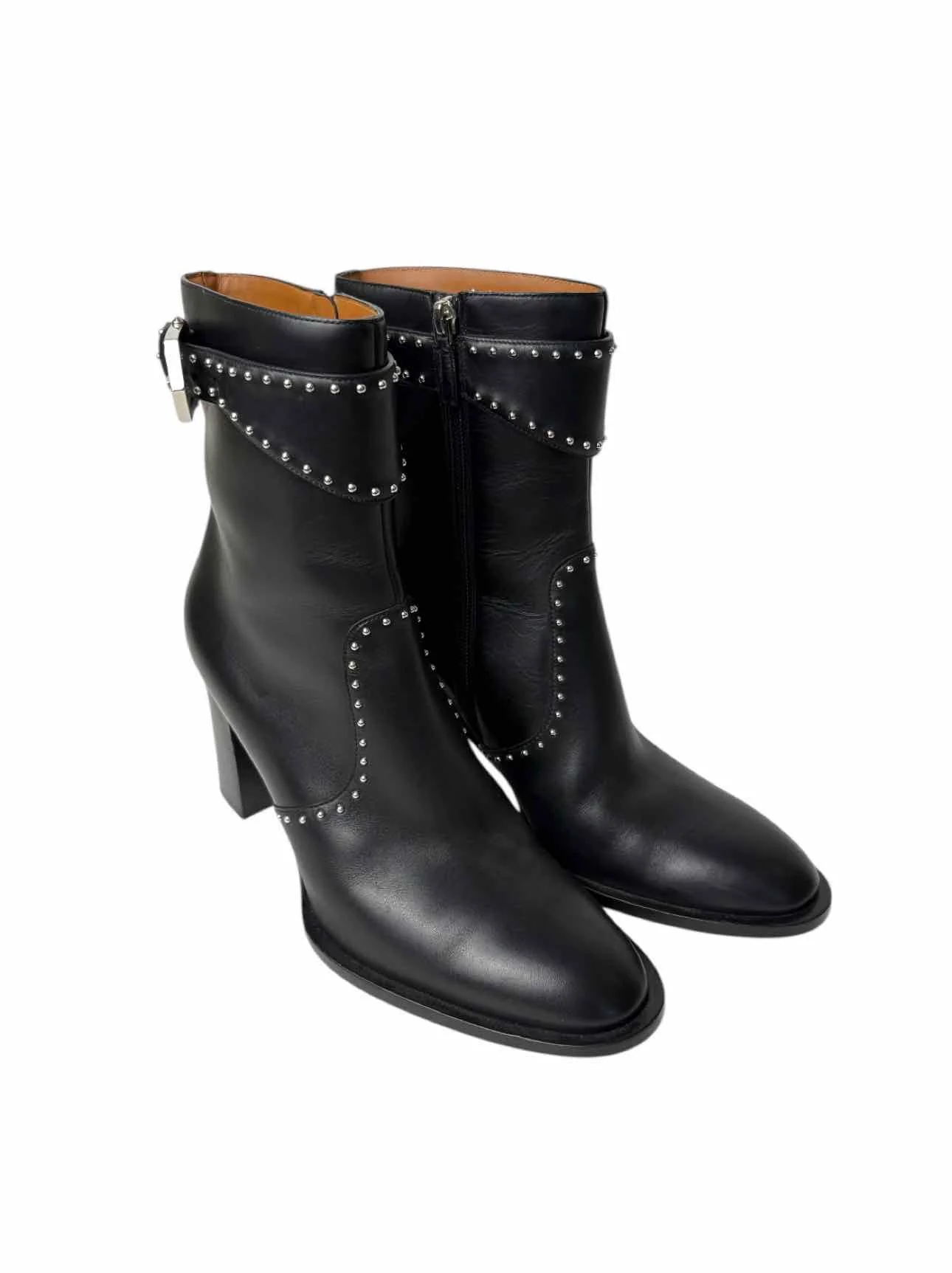 Givenchy Size 39.5 Elegant  Studded Leather Ankle Boots - Image 2