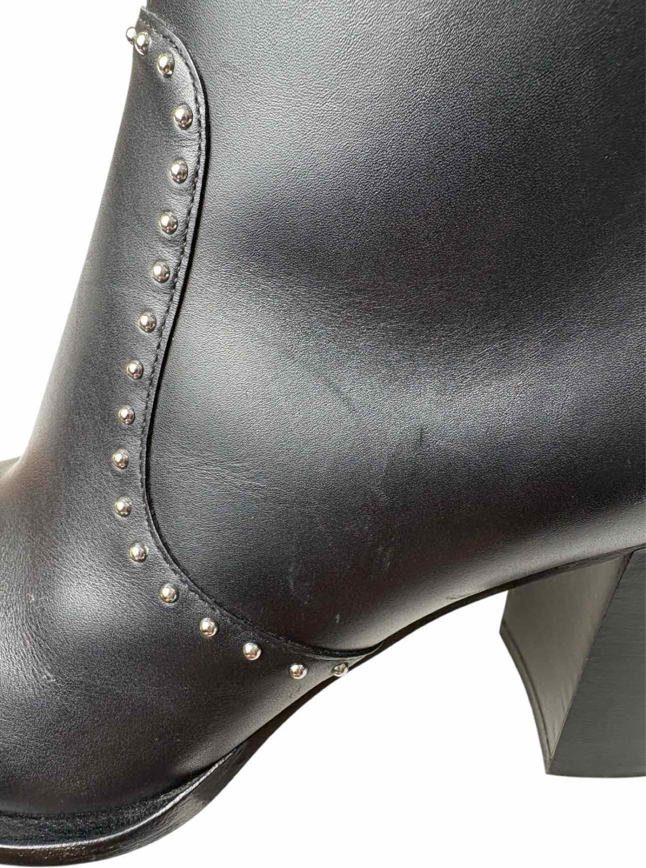 Givenchy Size 39.5 Elegant  Studded Leather Ankle Boots - Image 8
