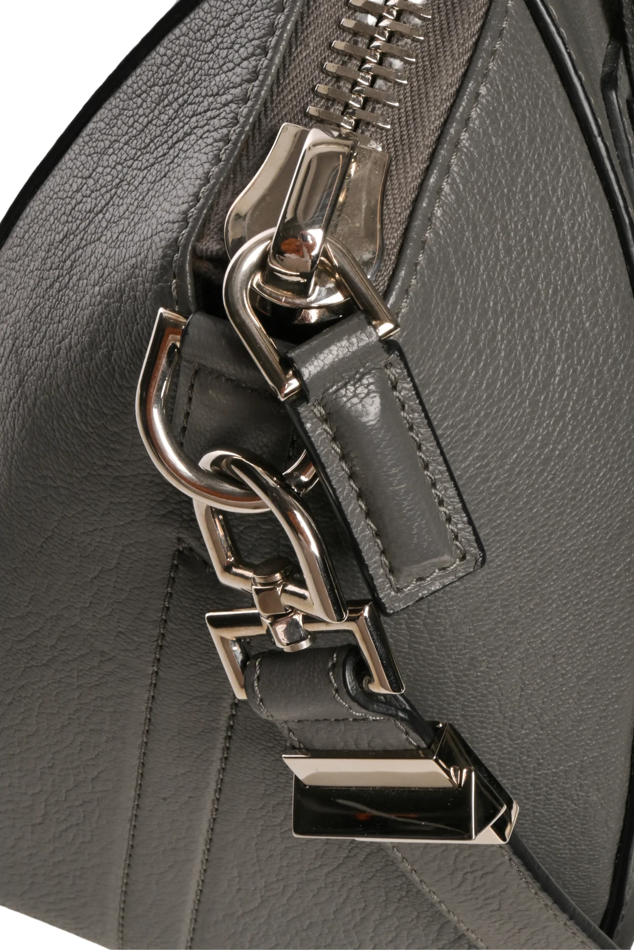 Givenchy Small Antigona Bag - Image 6