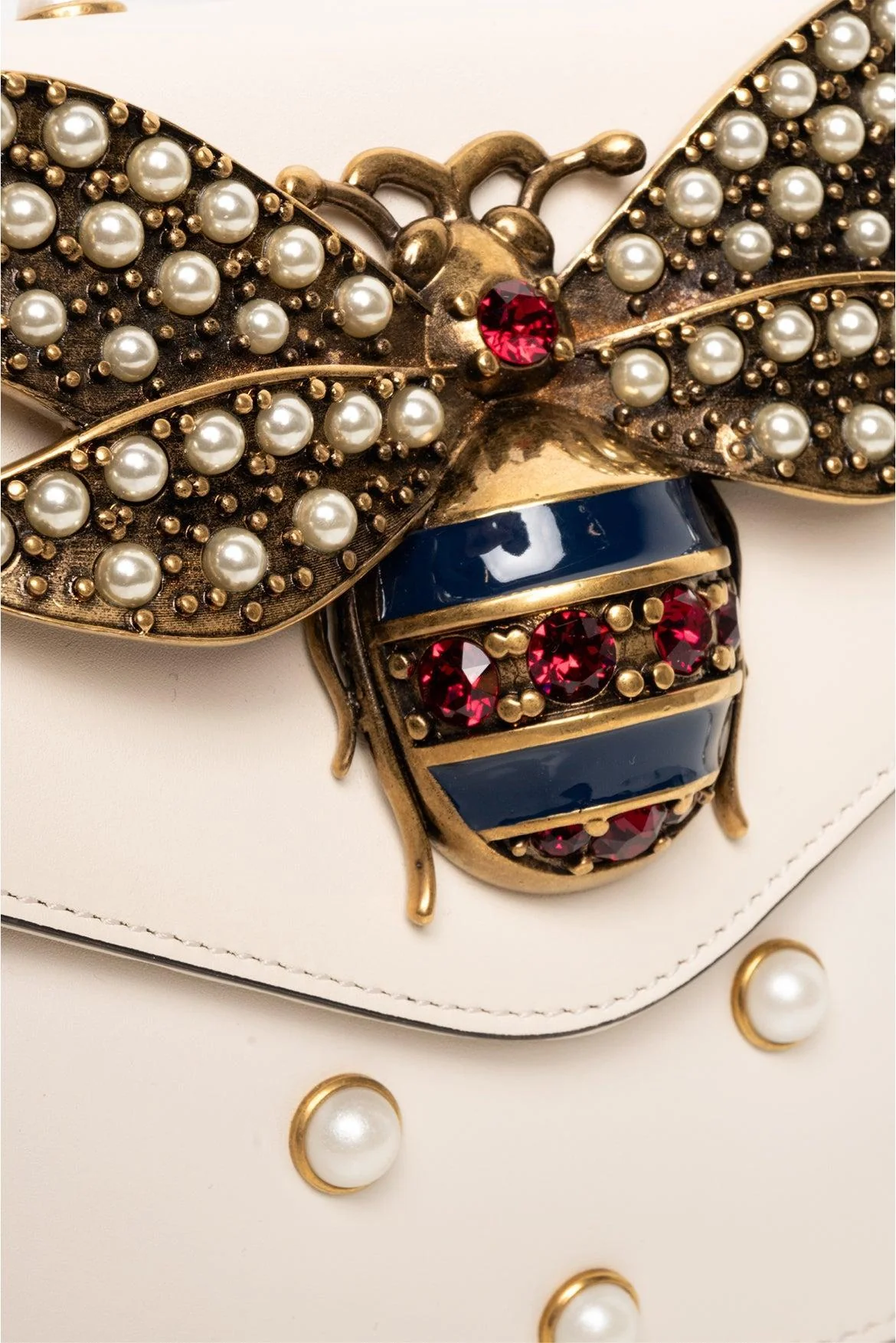 Gucci Faux Pearl Studded Mini Broadway Bee Shoulder Bag - Image 6