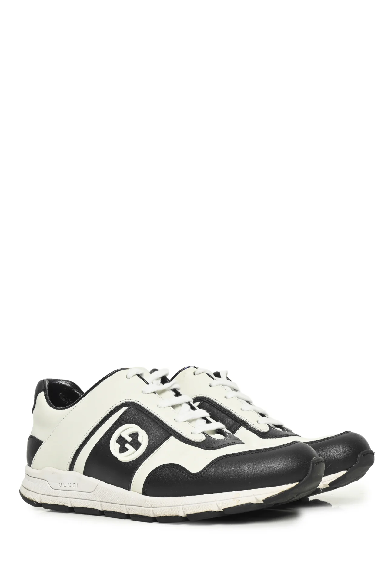 Gucci Size 37 GG Low Top Sneakers - Image 2