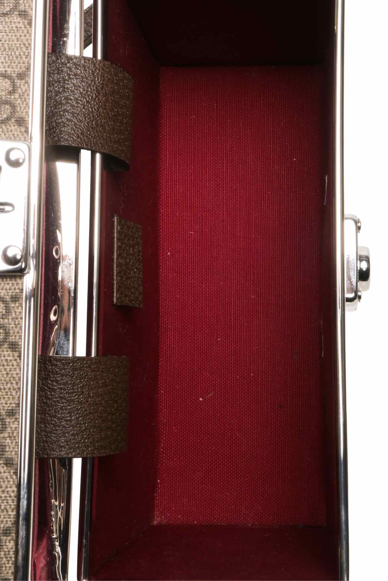 Gucci GG Supreme Globe Trotter Beauty Case - Image 9