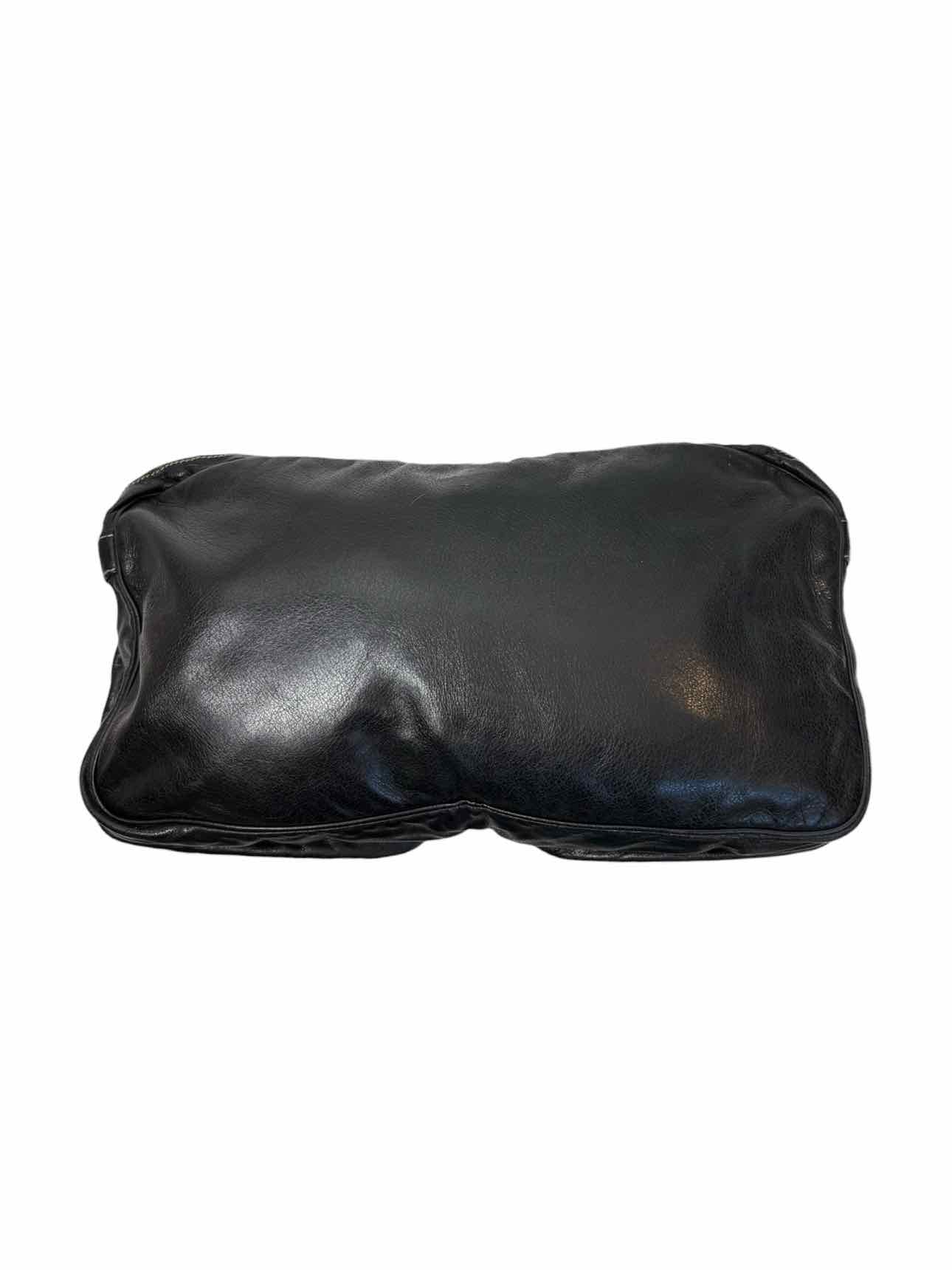 Gucci Leather Cargo Pocket Crossbody - Image 3
