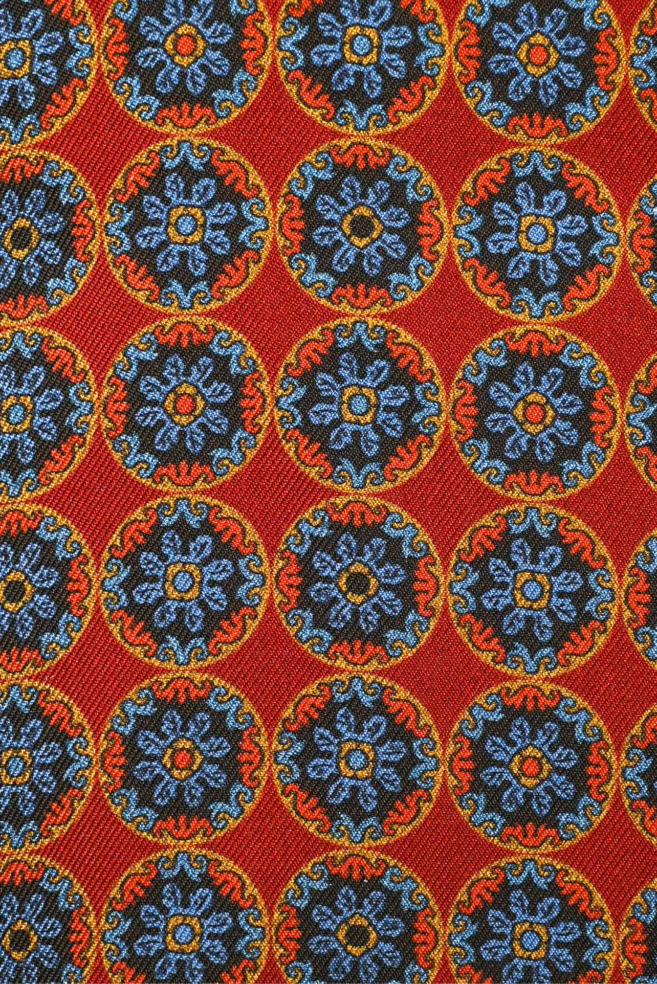 Gucci Silk Fringed Scarf - Image 3