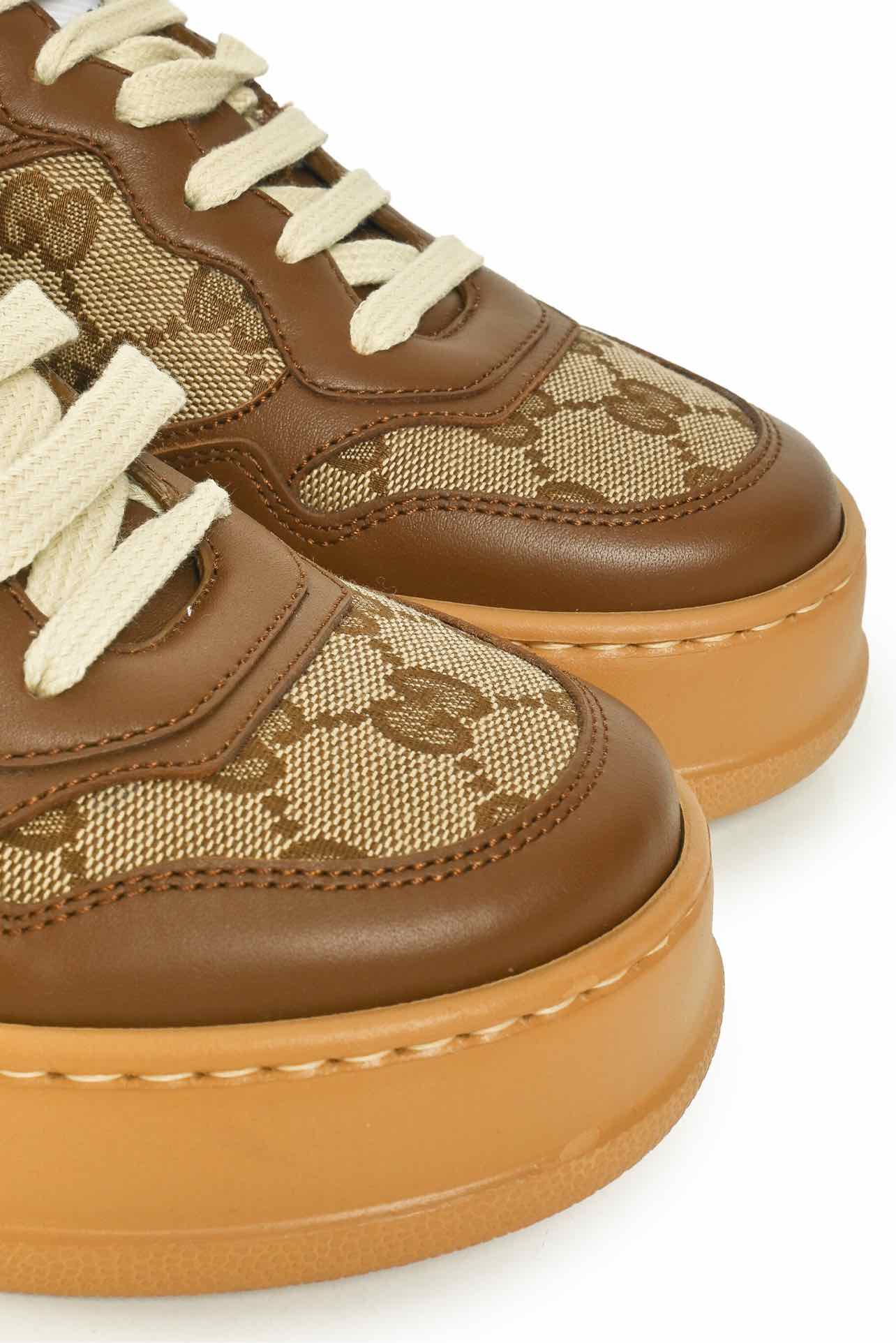Gucci Size 35 GG Sneaker - Image 4