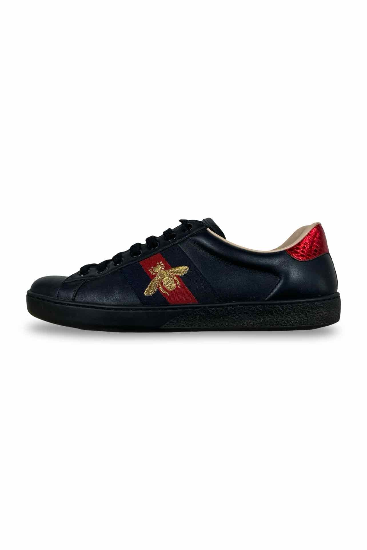 Gucci Size 39 Sneaker - Image 3