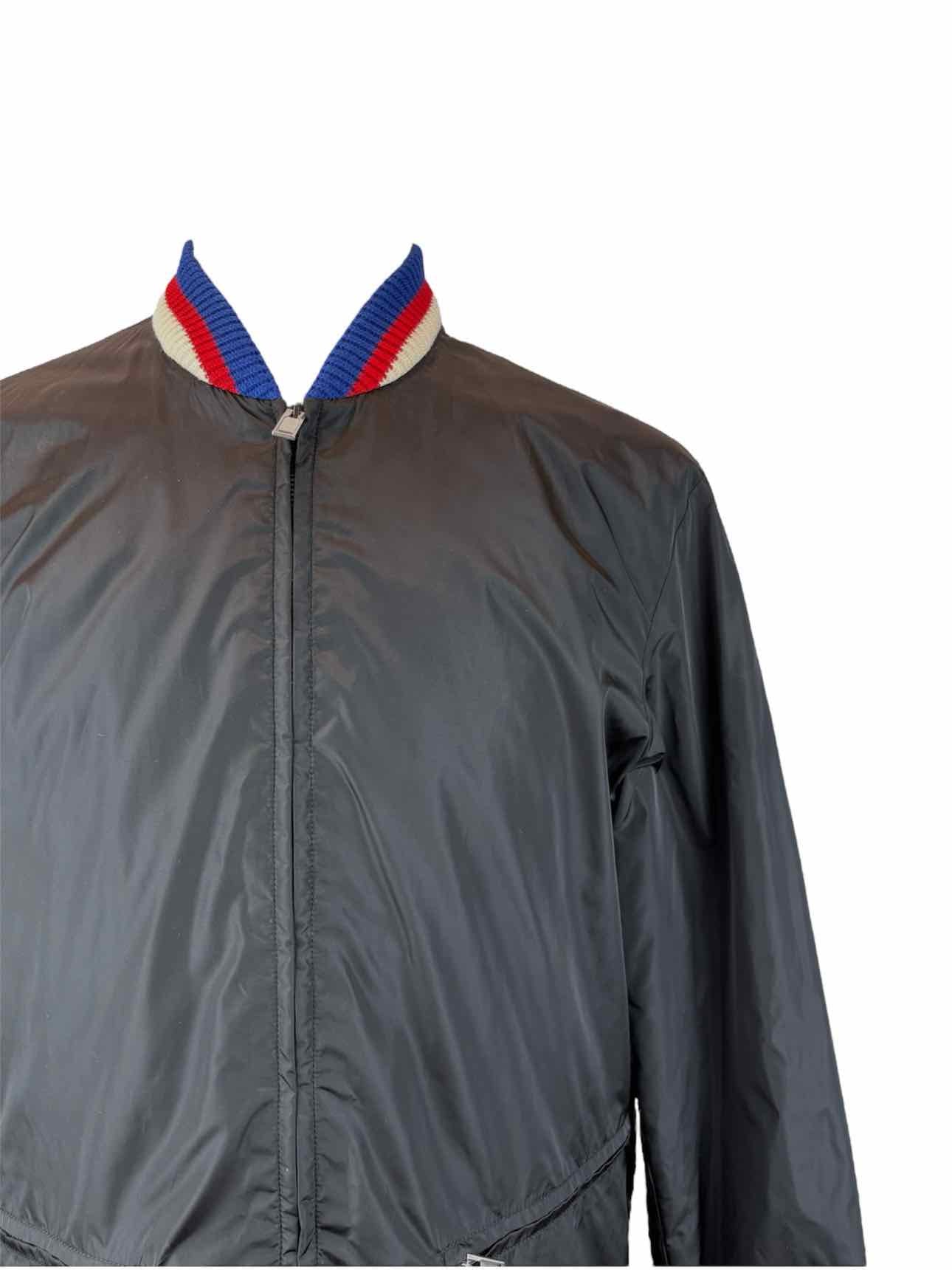 Gucci Size 48 Men's 2017 GG Logo Back Hooded Windbreaker Jacket - Image 3