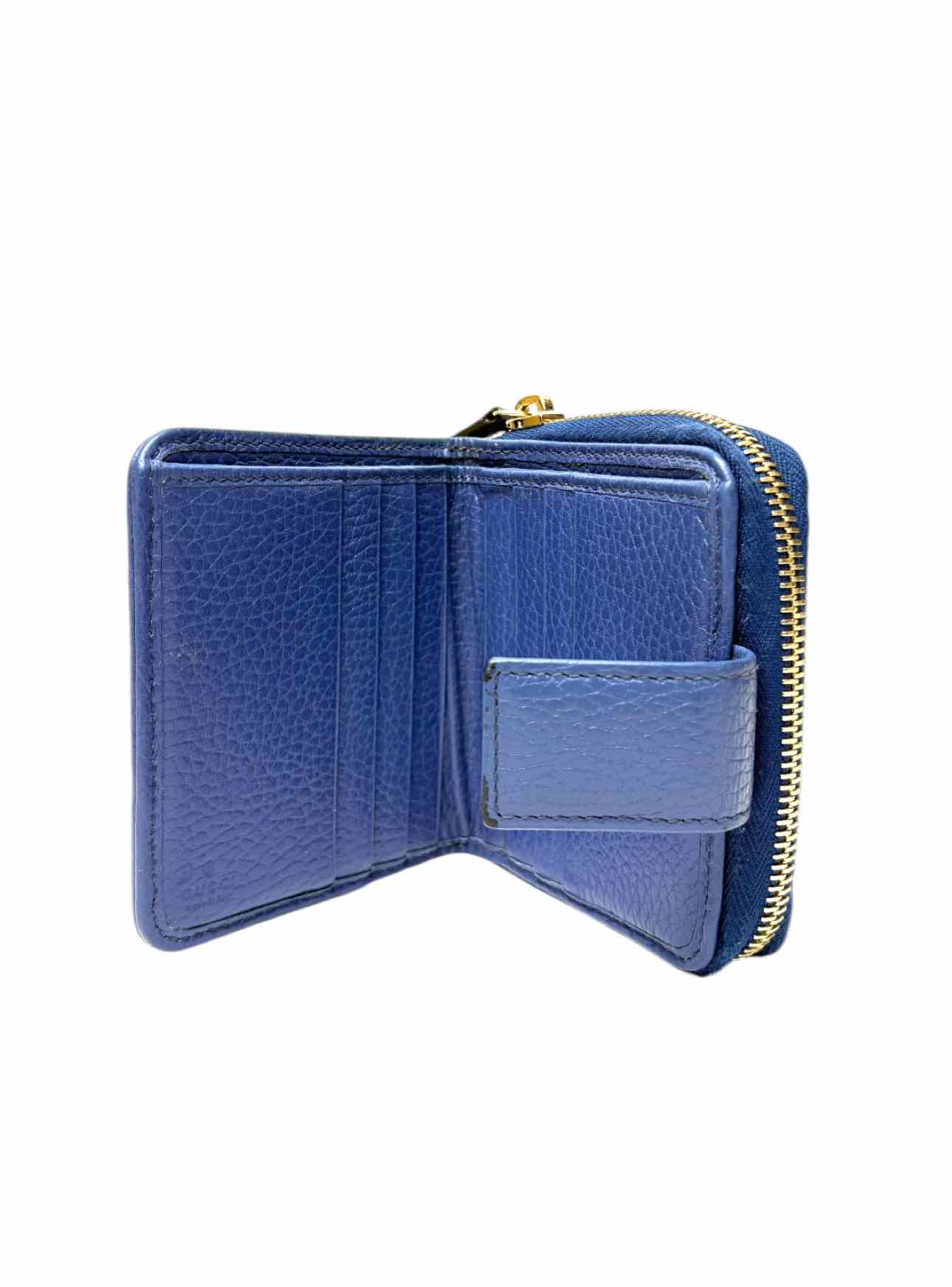 Gucci Size French GG Canvas w/Caspian Blue Leather Wallet - Image 6