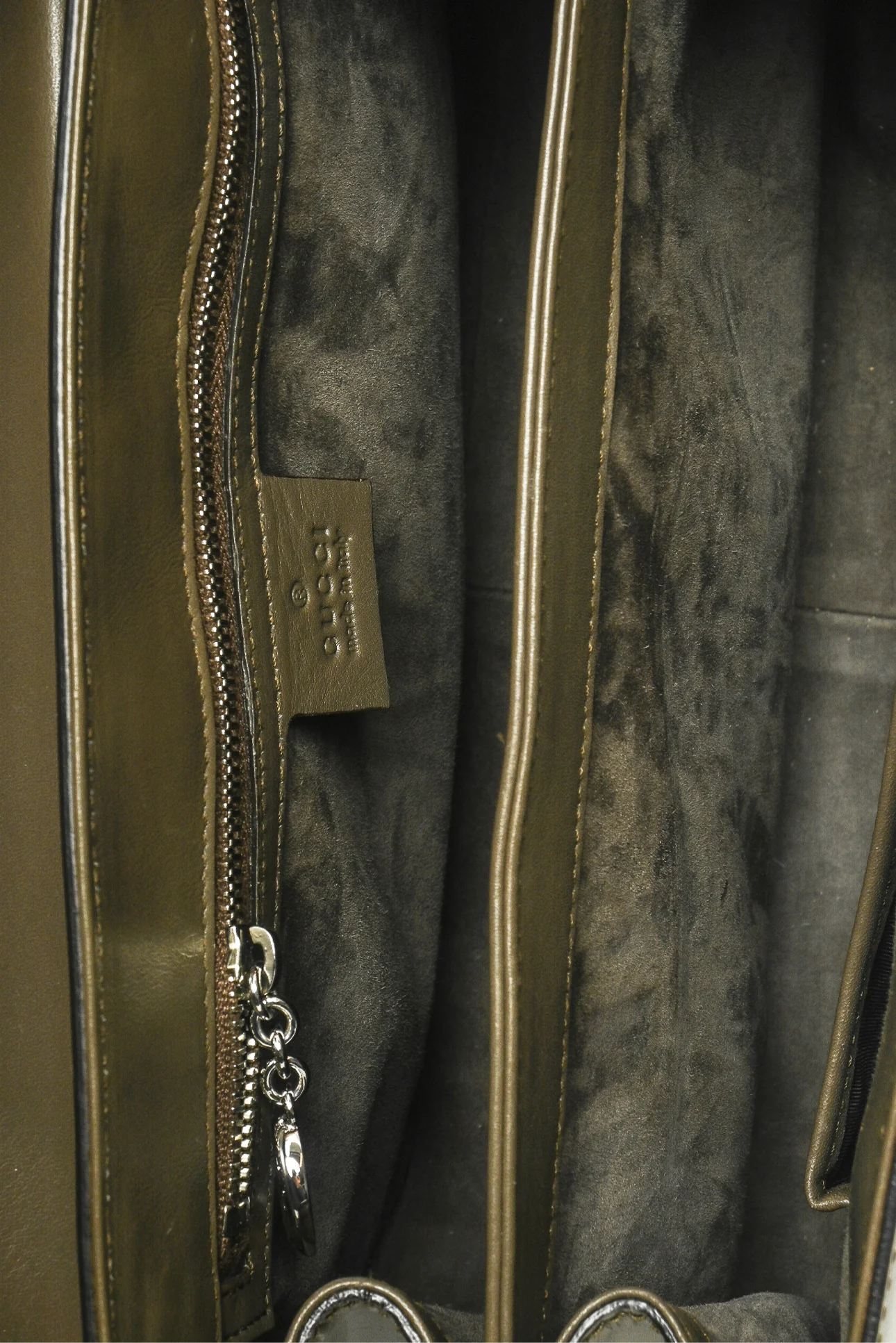 Gucci Smooth Leather Lady Lock Bamboo Top Handle Bag - Image 7
