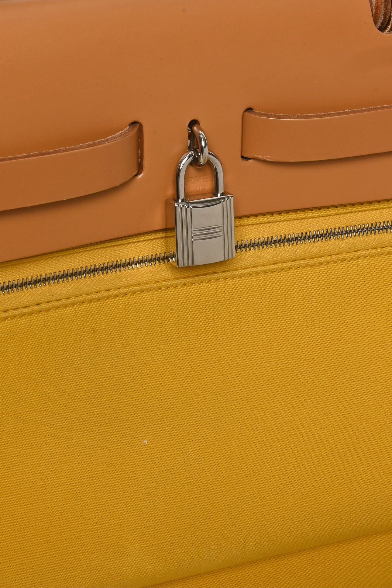 Hermes 2024 Toile Herbag Zip 31 Purse - Image 7