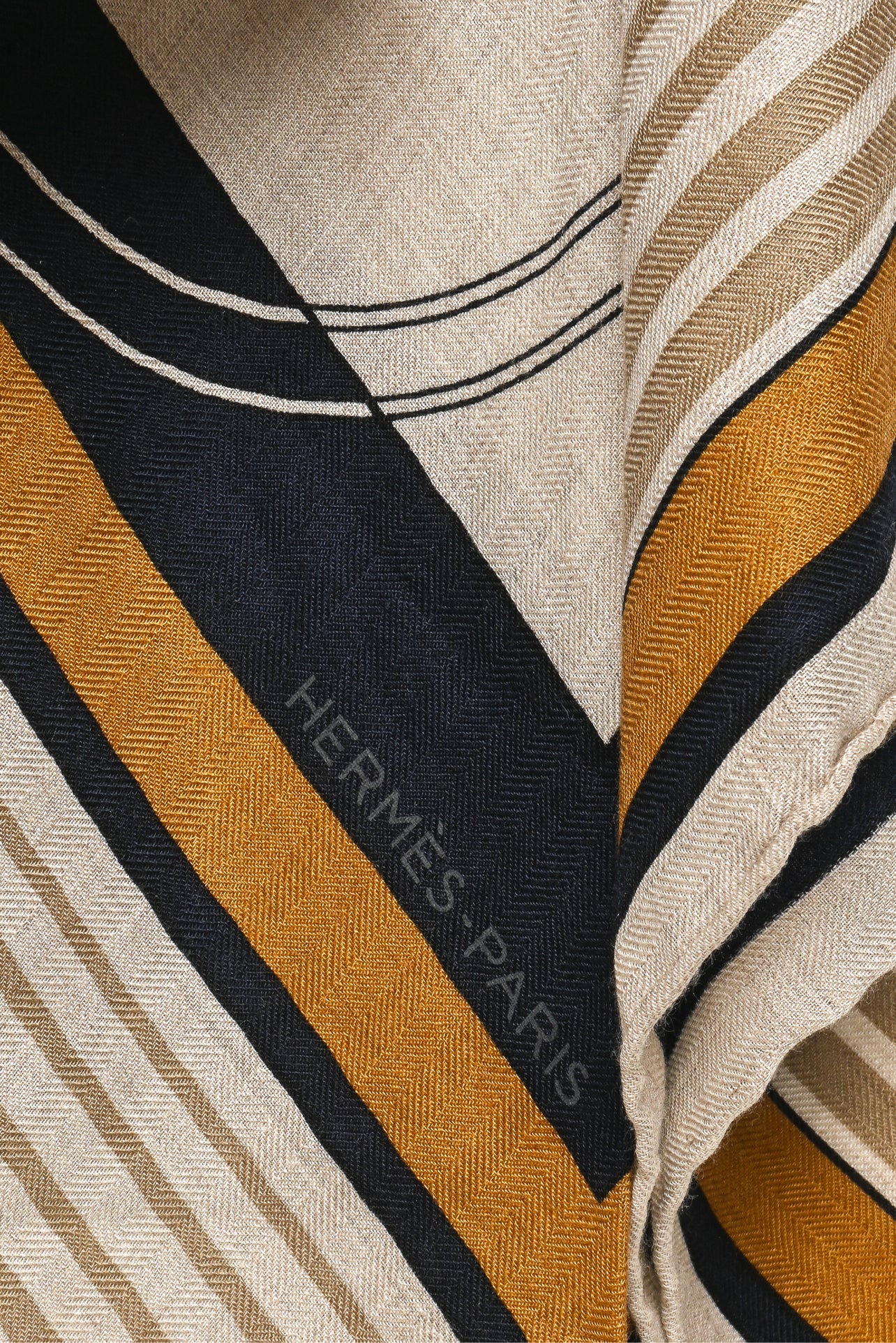 Hermes Ex-Libris Giant Cashmere & Silk Blend Triangle Shawl - Image 3