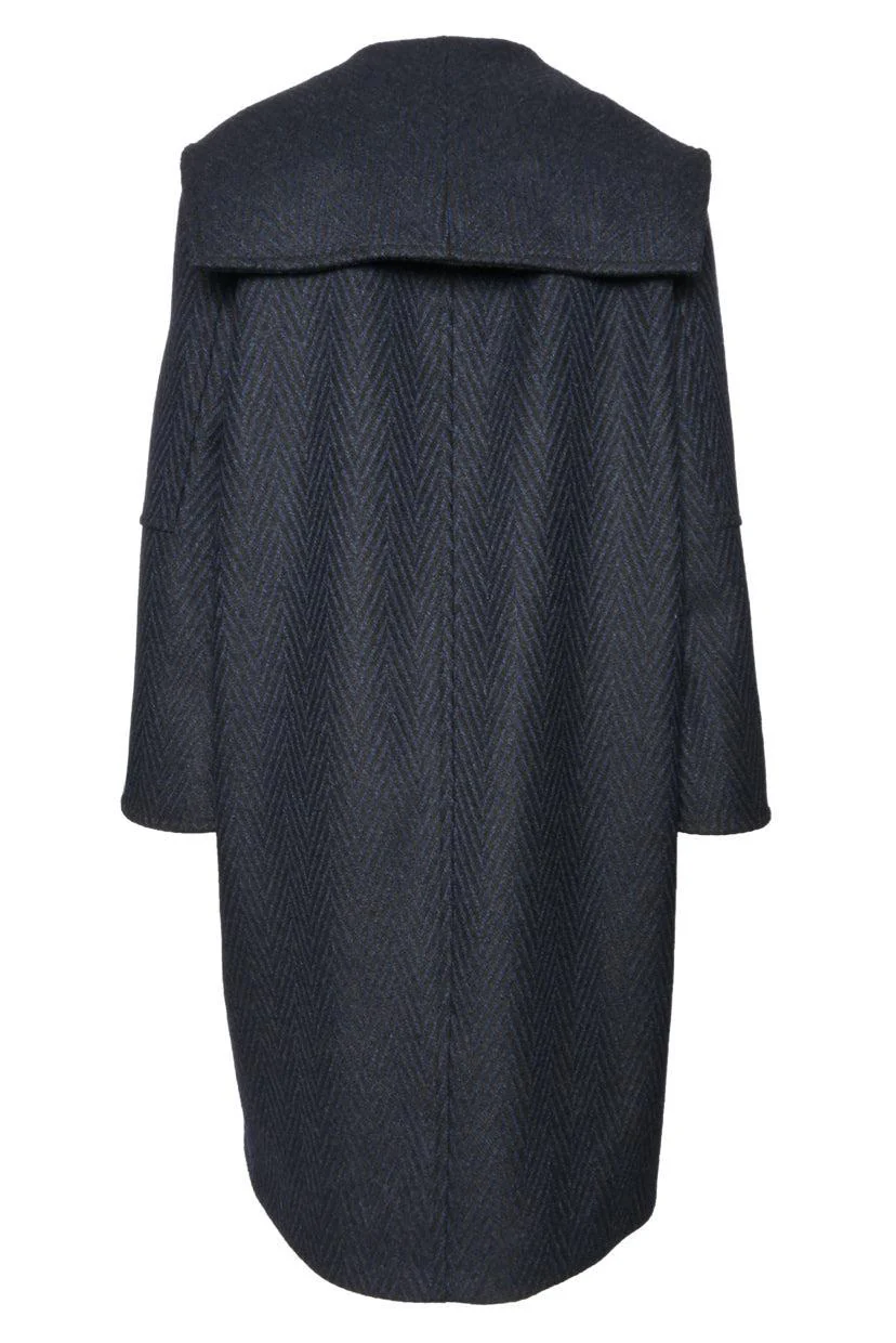 Hermes Size 34 Herringbone Wool Coat - Image 3