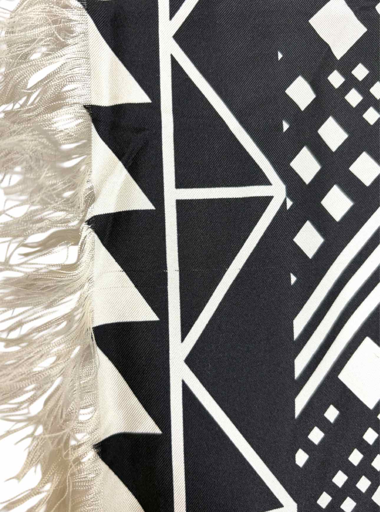 Holt Renfrew Pierre-Lewis Mascia Large Silk Scarf - Image 4