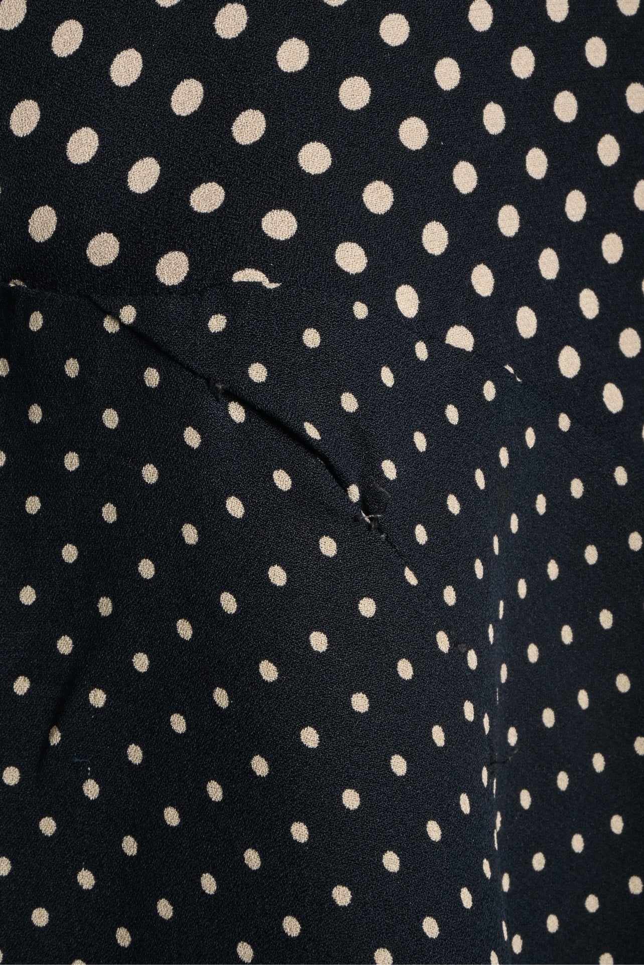 Joseph Size 4 Polkadot Silk Mini Skirt - Image 3