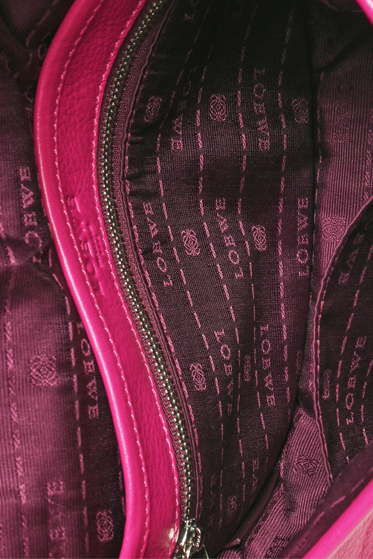 Loewe Heritage Messenger Crossbody - Image 9