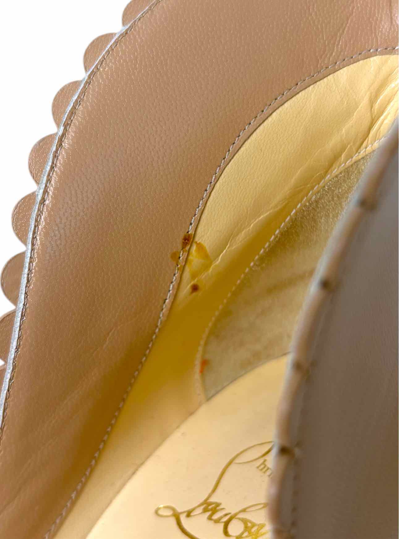 Louboutin Size 38.5 Pijonina Scalloped Leather Pumps - Image 7